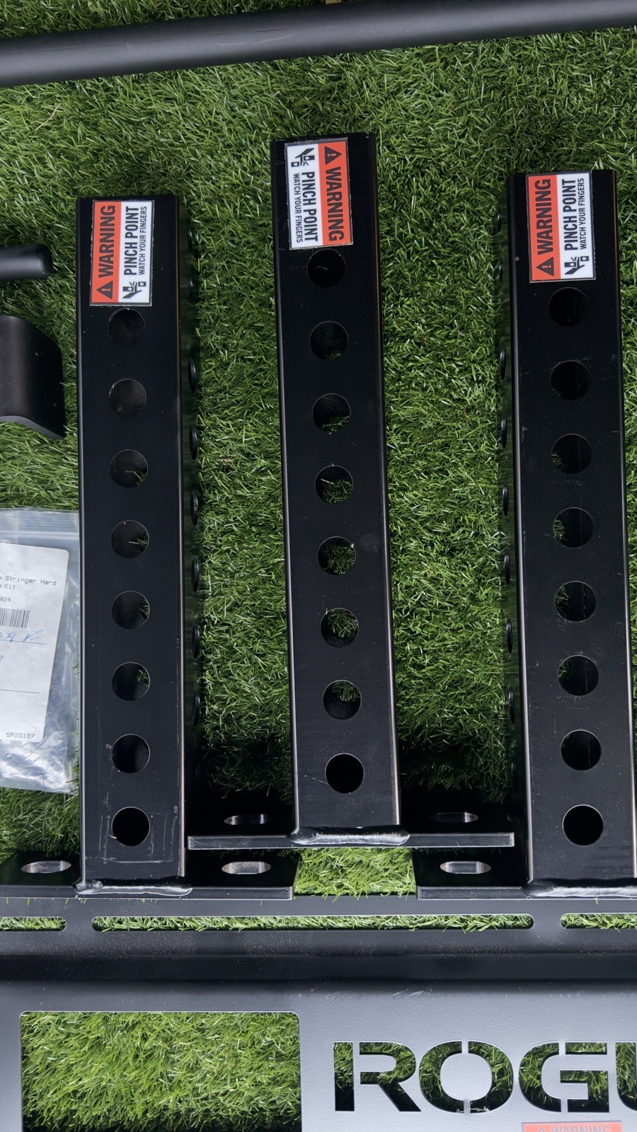 ROGUE RML-3WC FOLD BACK WALL MOUNT RACK