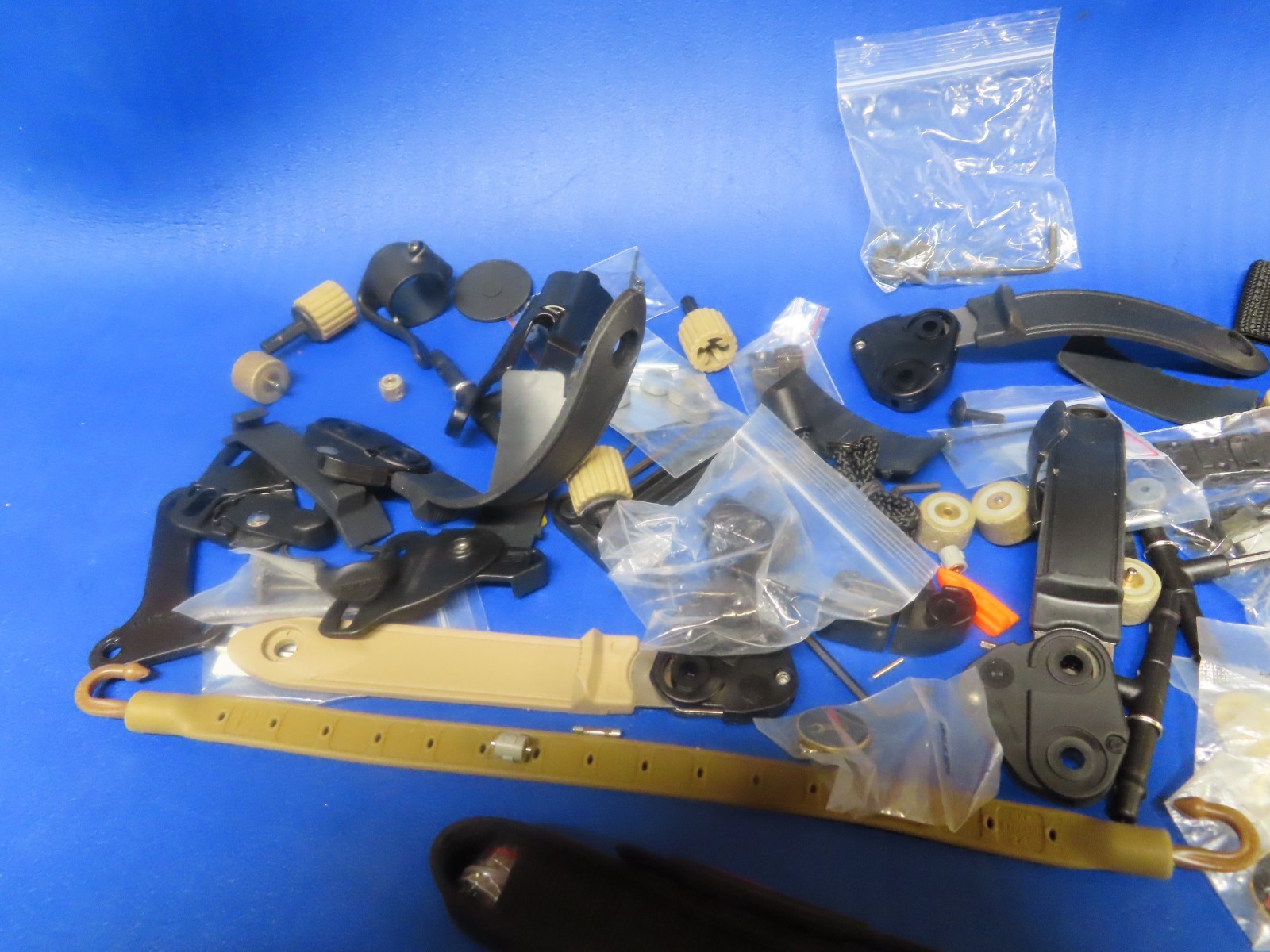 SAFARILAND HARDWARE HUGE BUNDLE DEAL
