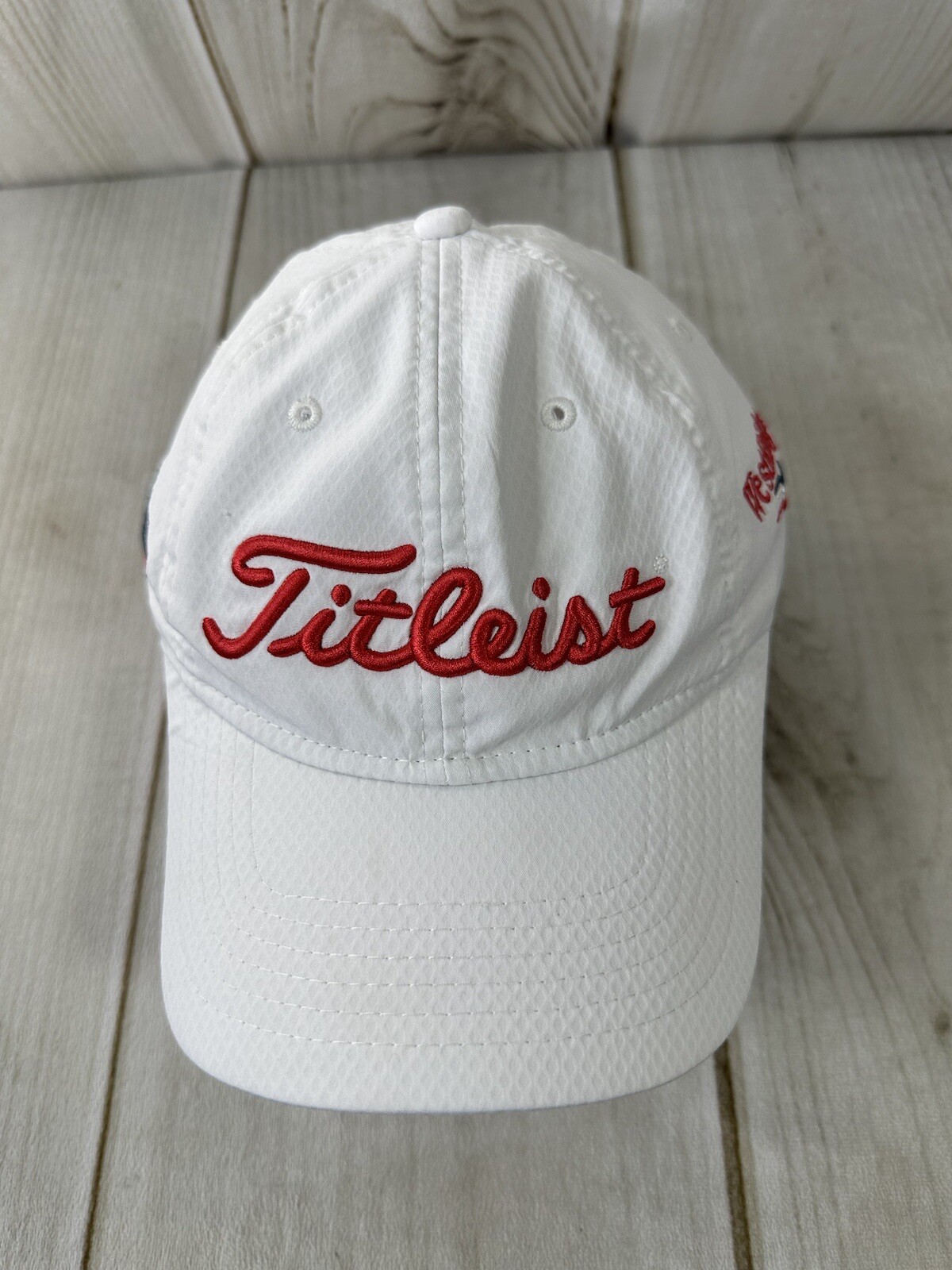 TITLEIST GOLF HAT ADULT WHITE RED LOGO WESTRIDGE GOLF COURSE GOLFER ADJUSTABLE