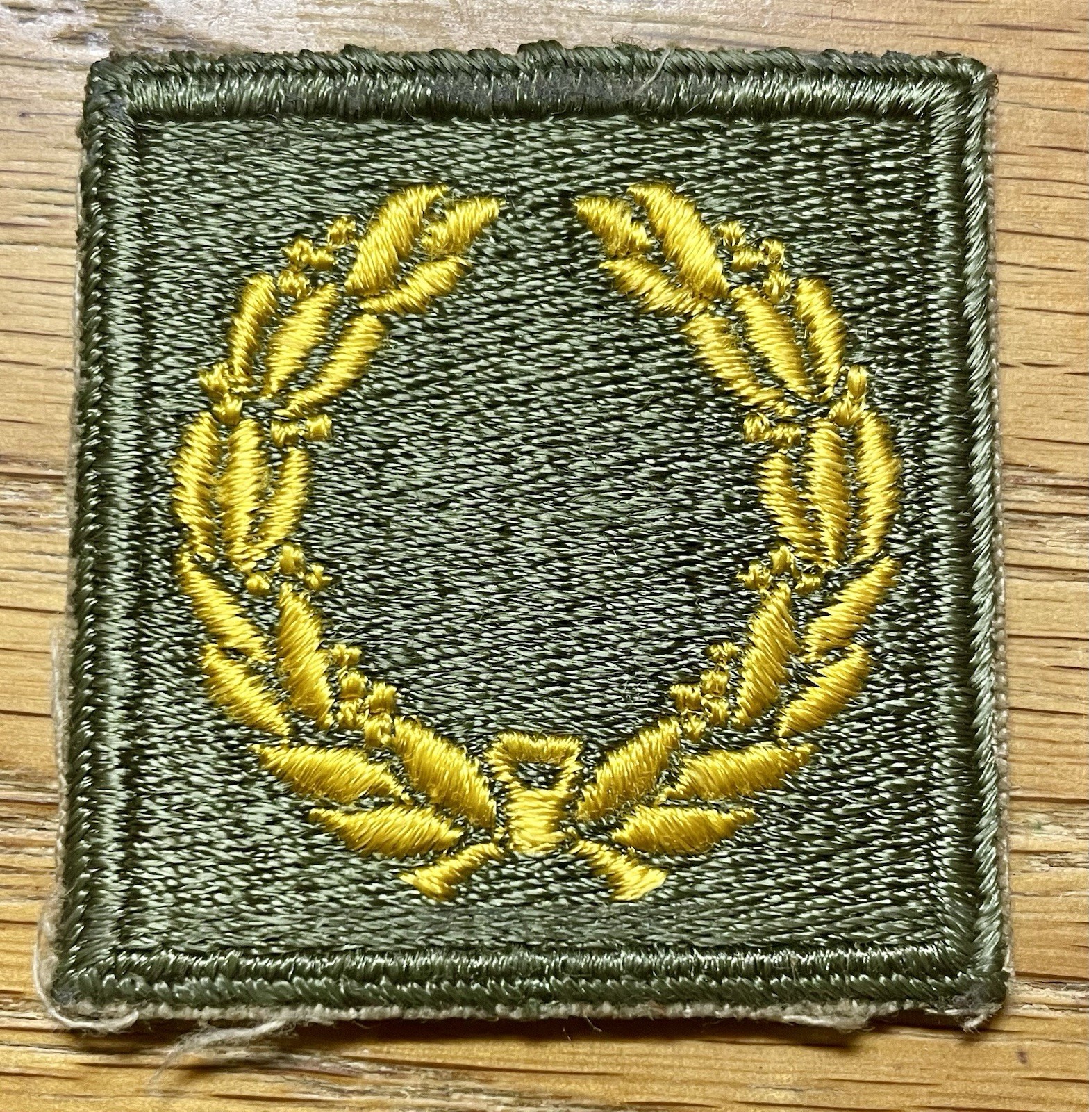 ORIGINAL WWII/1950’s- U.S. MERITORIOUS UNIT CITATION (MUC) PATCH CUT EDGE