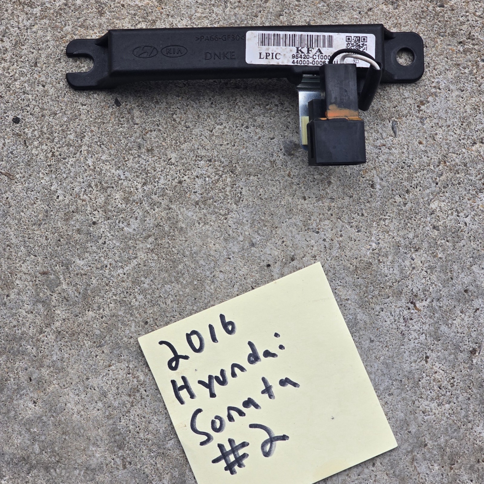 2016 Hyundai Sonata Keyless Entry Smart Key Antenna Module OEM 95420C1000