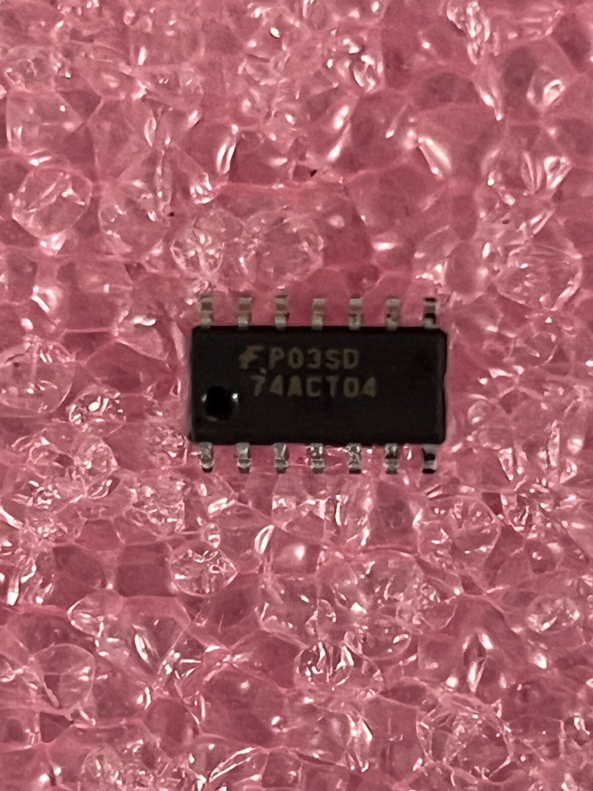 74ACT04SC IC HEX INVERTER 14 PIN SOIC FAIRCHILD SEMI (LOT OF 25)