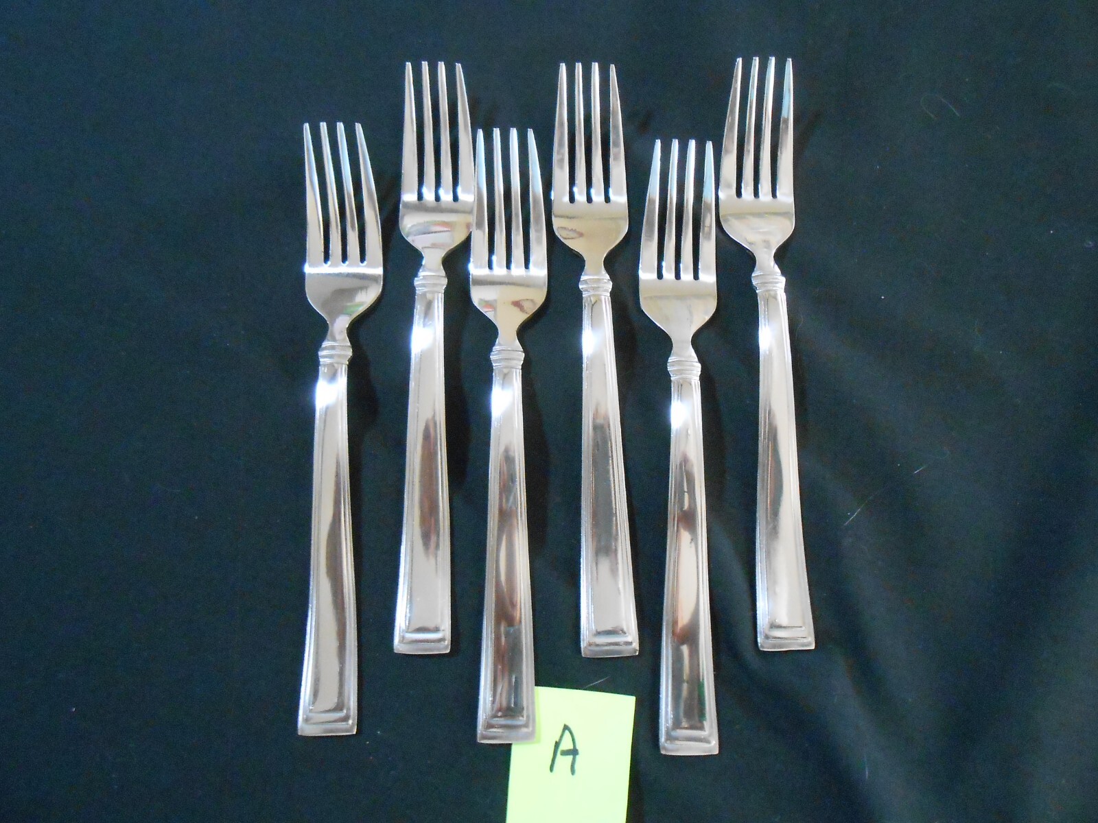 6 Hampton Silversmiths PORTFOLIO Glossy Stainless SALAD FORKS 6 7/8" LOT A