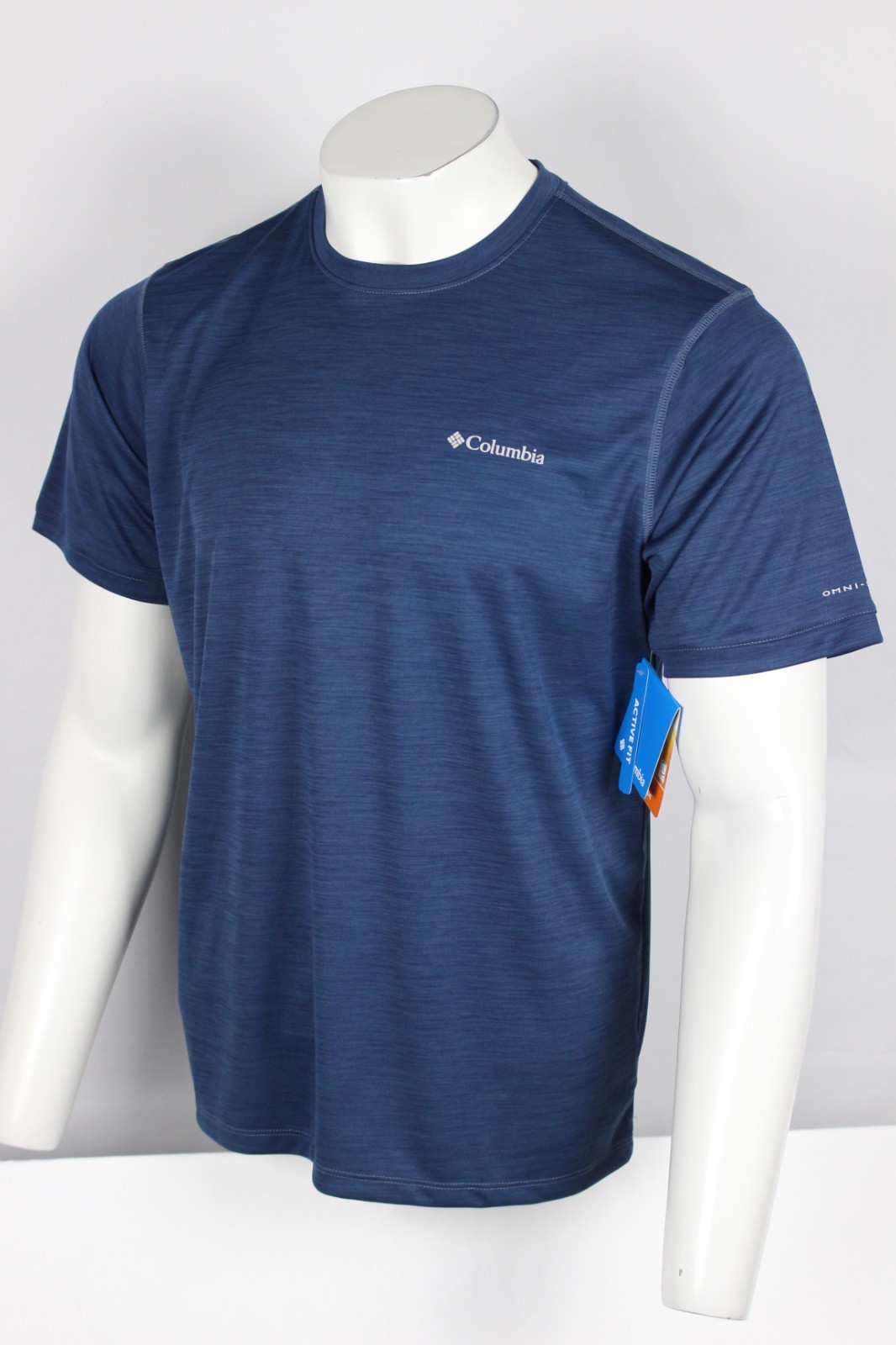 Columbia Men's Sage Peak Knit Short Sleeve Active Fit Dark Blue Omni Shade