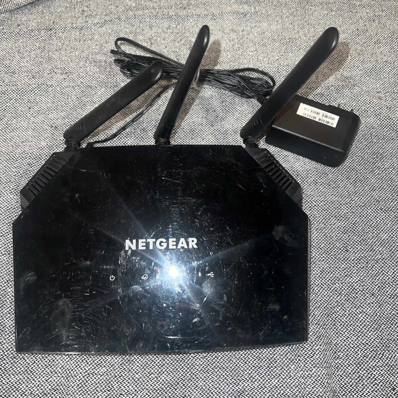 Netgear AC1600 Smart WiFi Router Model: R6330 Dual-Band
