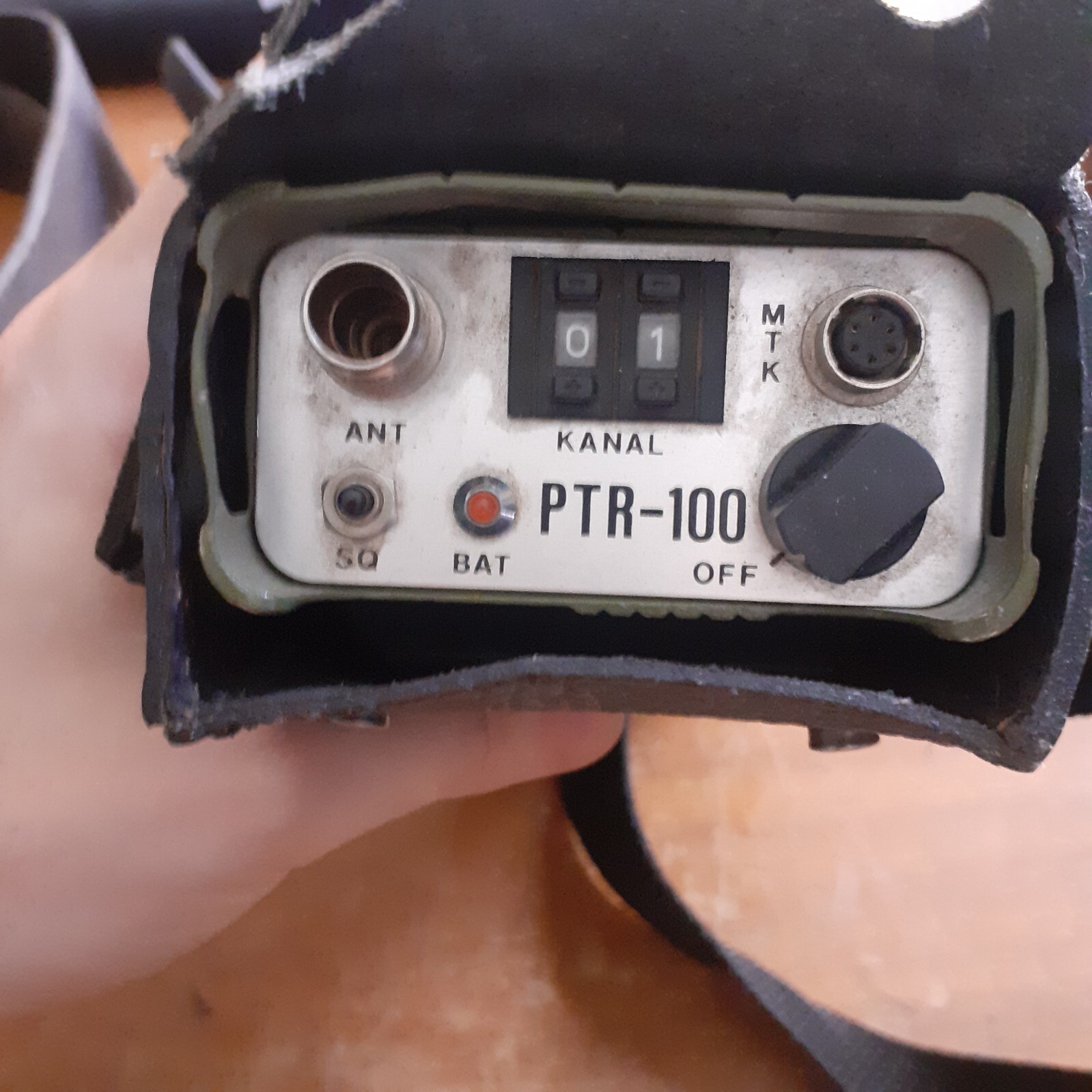 Yugoslavian military radio PTR-100 bag