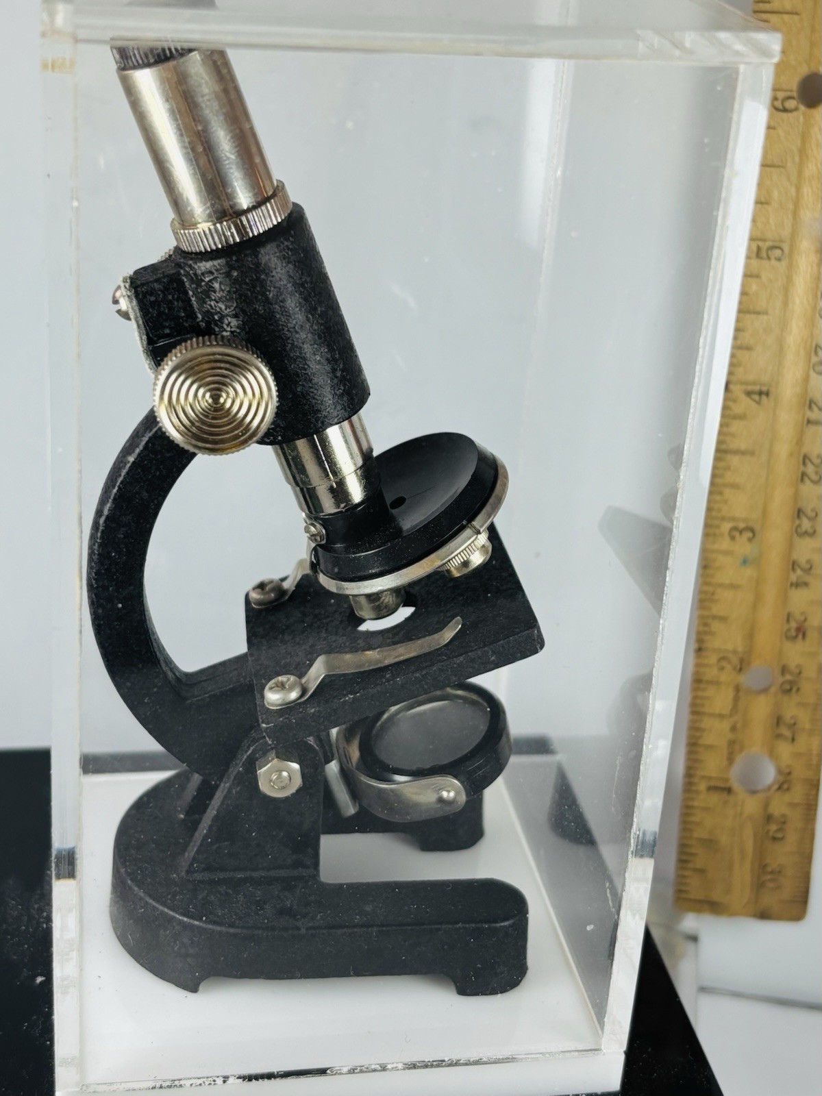 MICROSCOPE/ MINI Trophy /AWARD Encased In Lucite/BLACK BASE/ VINTAGE/ EUC