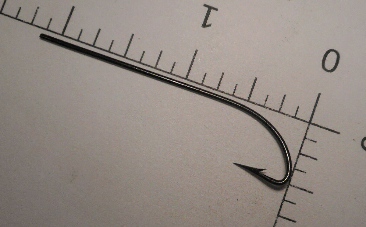 MUSTAD no.7 FLY TYING BLACK CHESTERTOWN HOOKS BLIND EYE MARKED LONG SHANK 3298