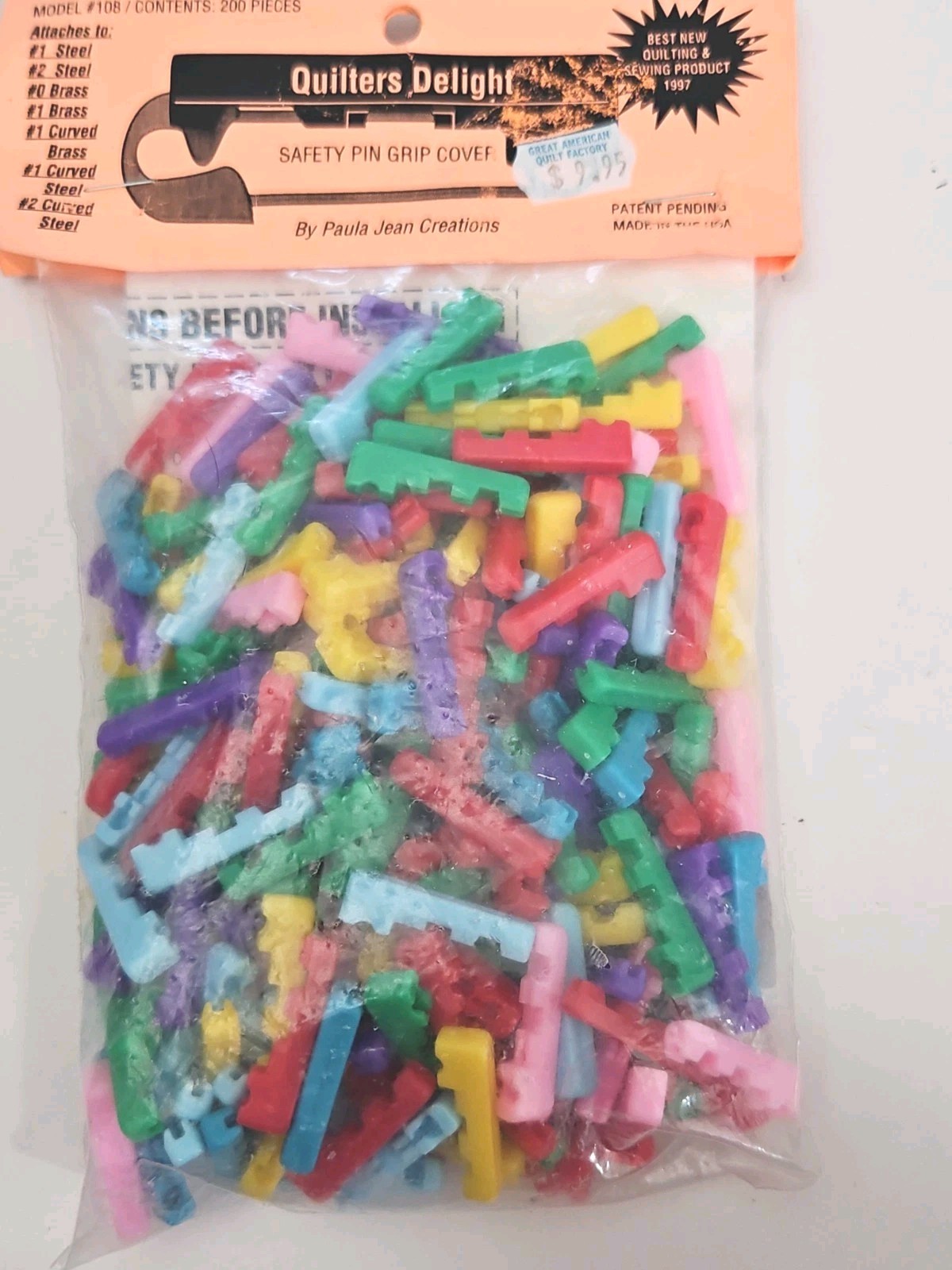 Quilters Delight Safety Pin Grip Covers 200 Pieces Model #108 New