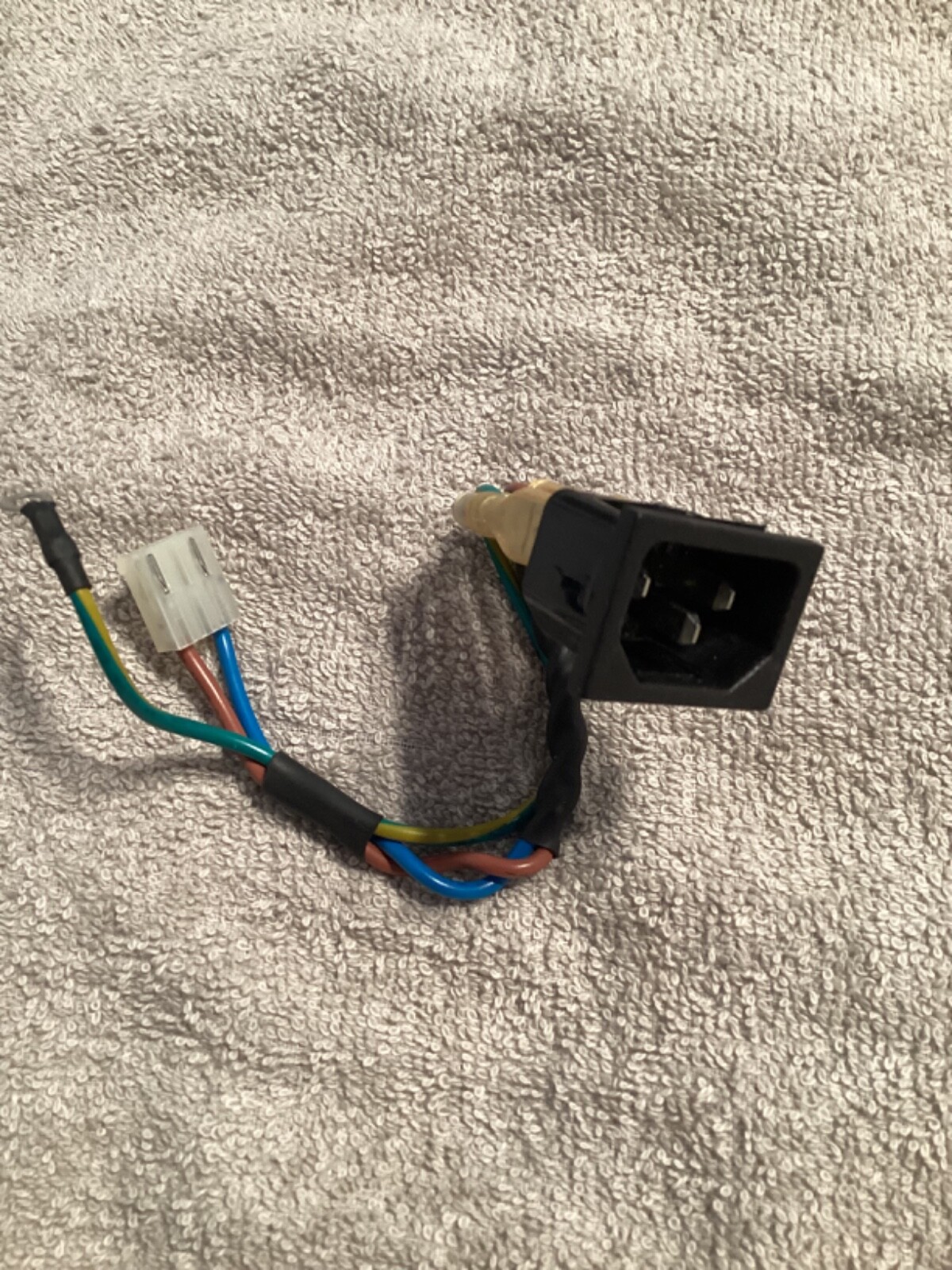 Micros WS5 / WS5A AC Power Outlet w/ Cable to PS.