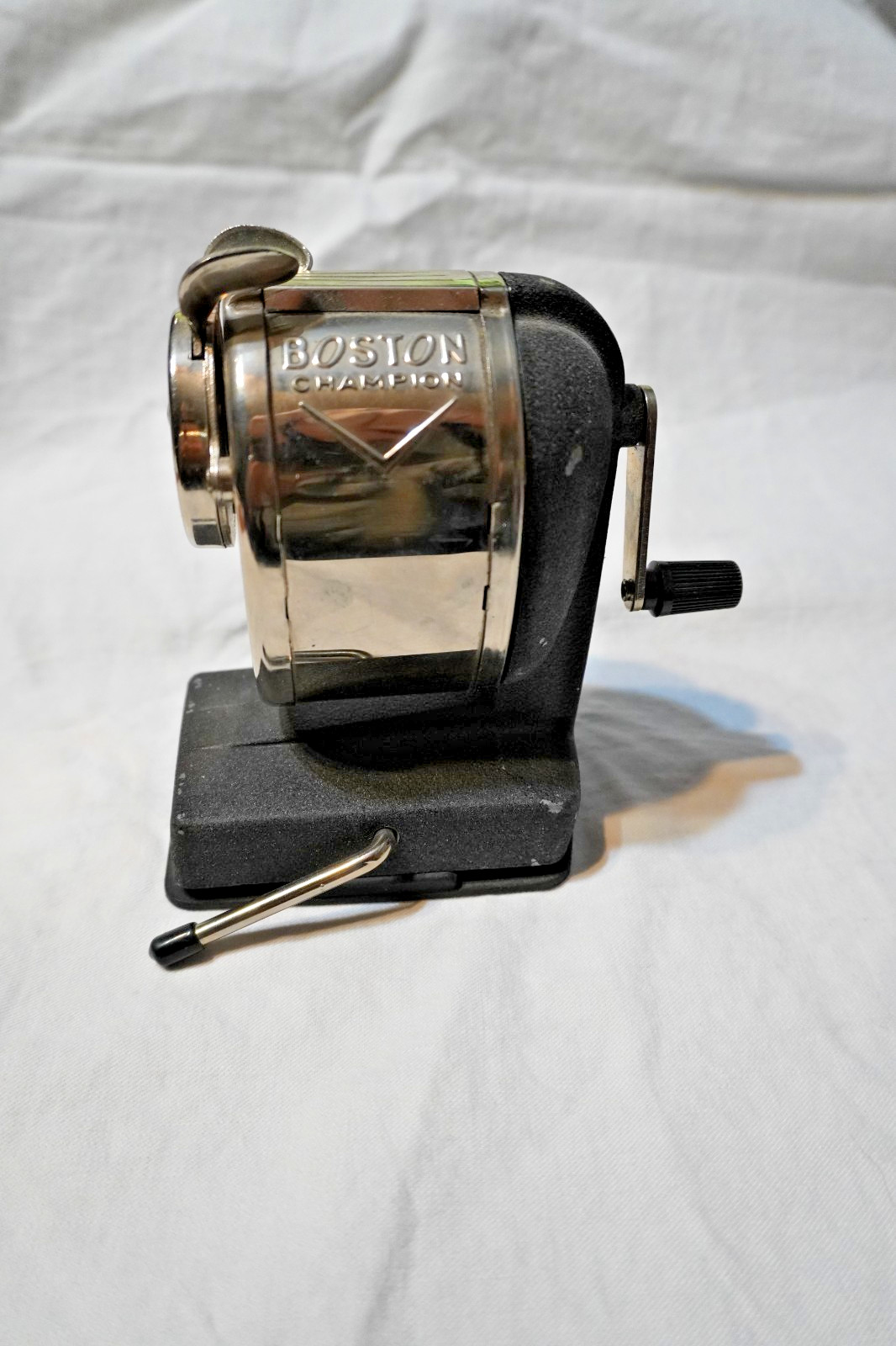 Boston Champion Pencil Sharpener Desktop Pinch Feed Hand Crank Made USA