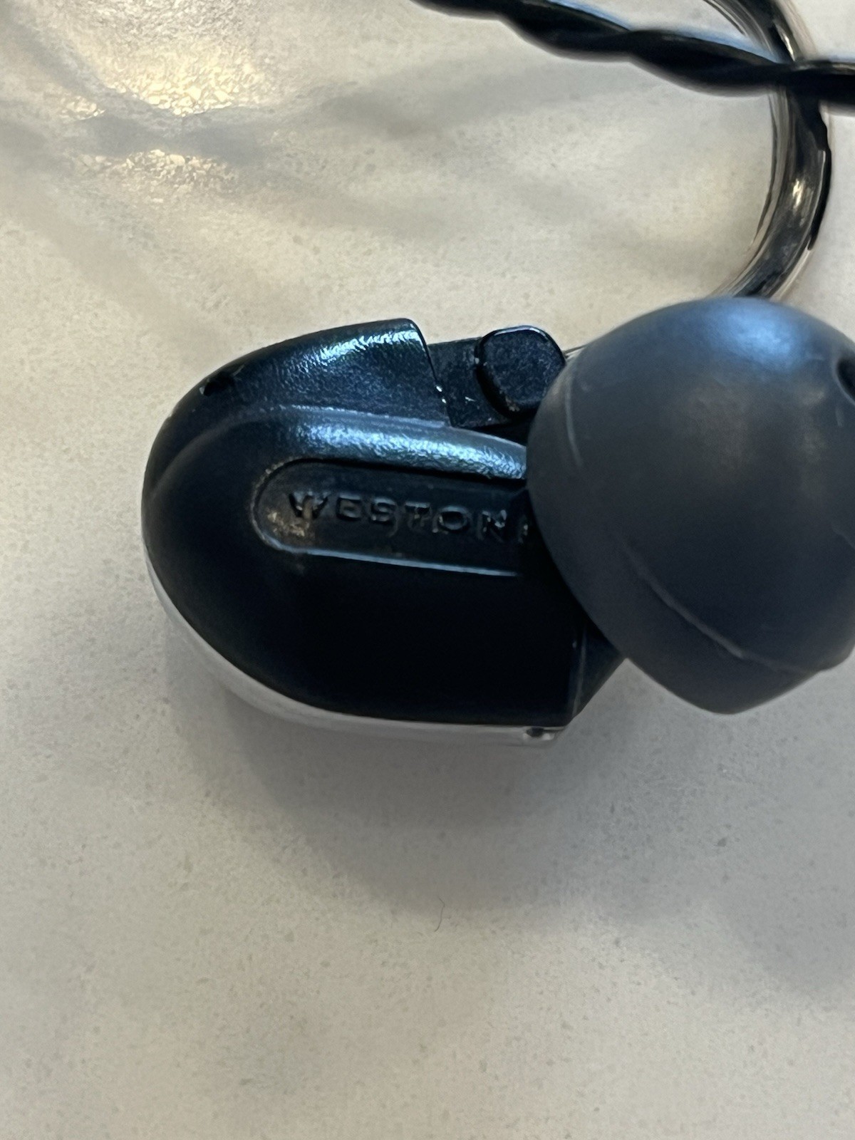 Westone Um3x Rc Wired In Ear Universal Earbuds 3 Drivers Replaceable Cab G2U