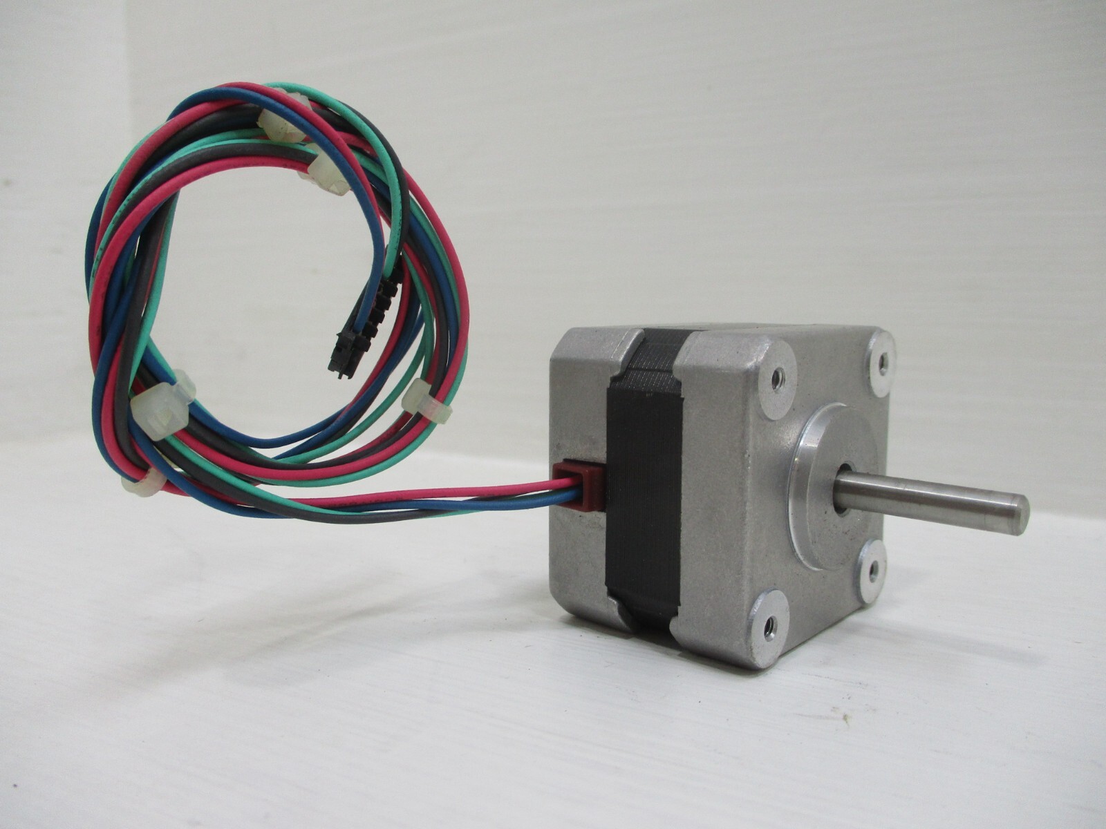 Oriental Motor C5918-9012 VEXTA 2-Phase Stepping Motor 2-PH 5.6V-DC 0.64A