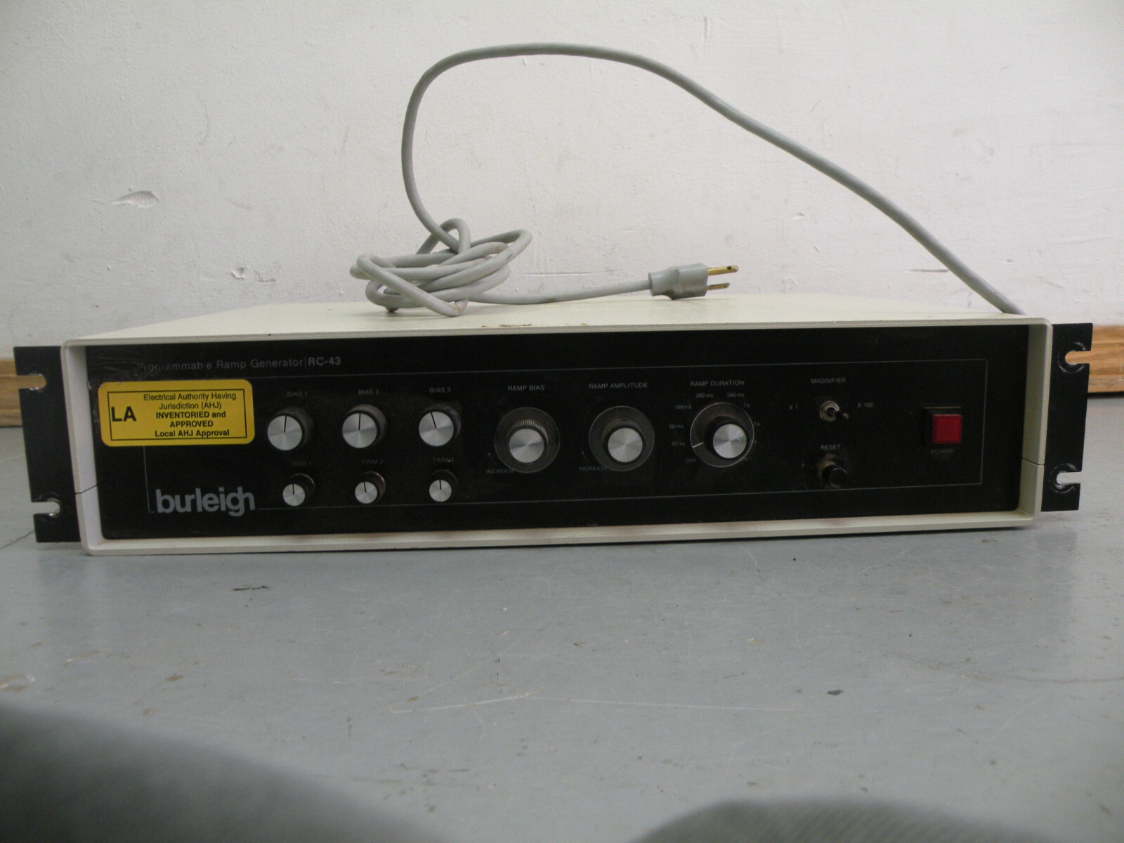 Burleigh RC-43 Programmable Ramp Generator