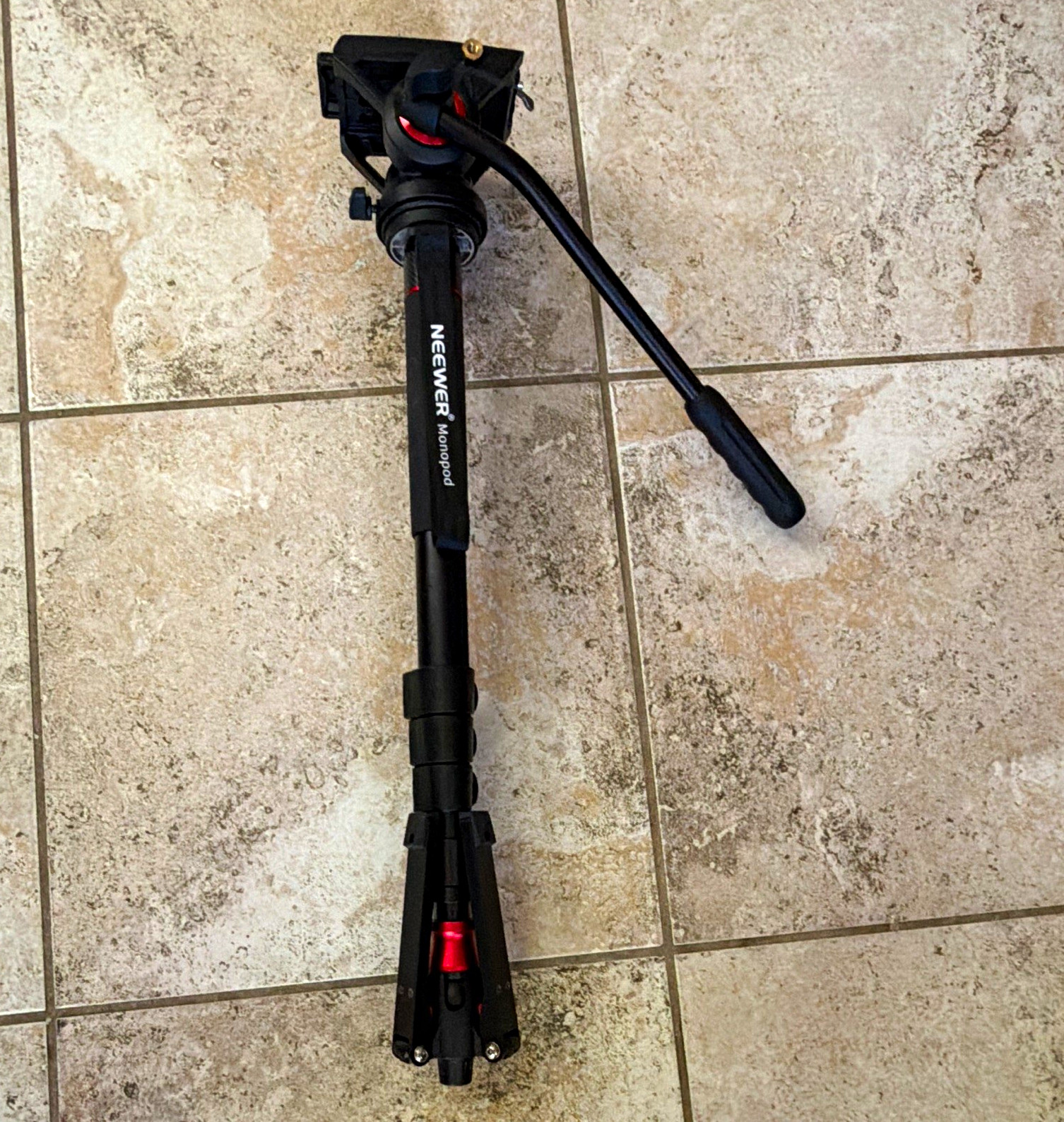 Neewer GM76 Aluminum Monopod w/ Fluid Head, Flip Lock, 76in, 22lb Load