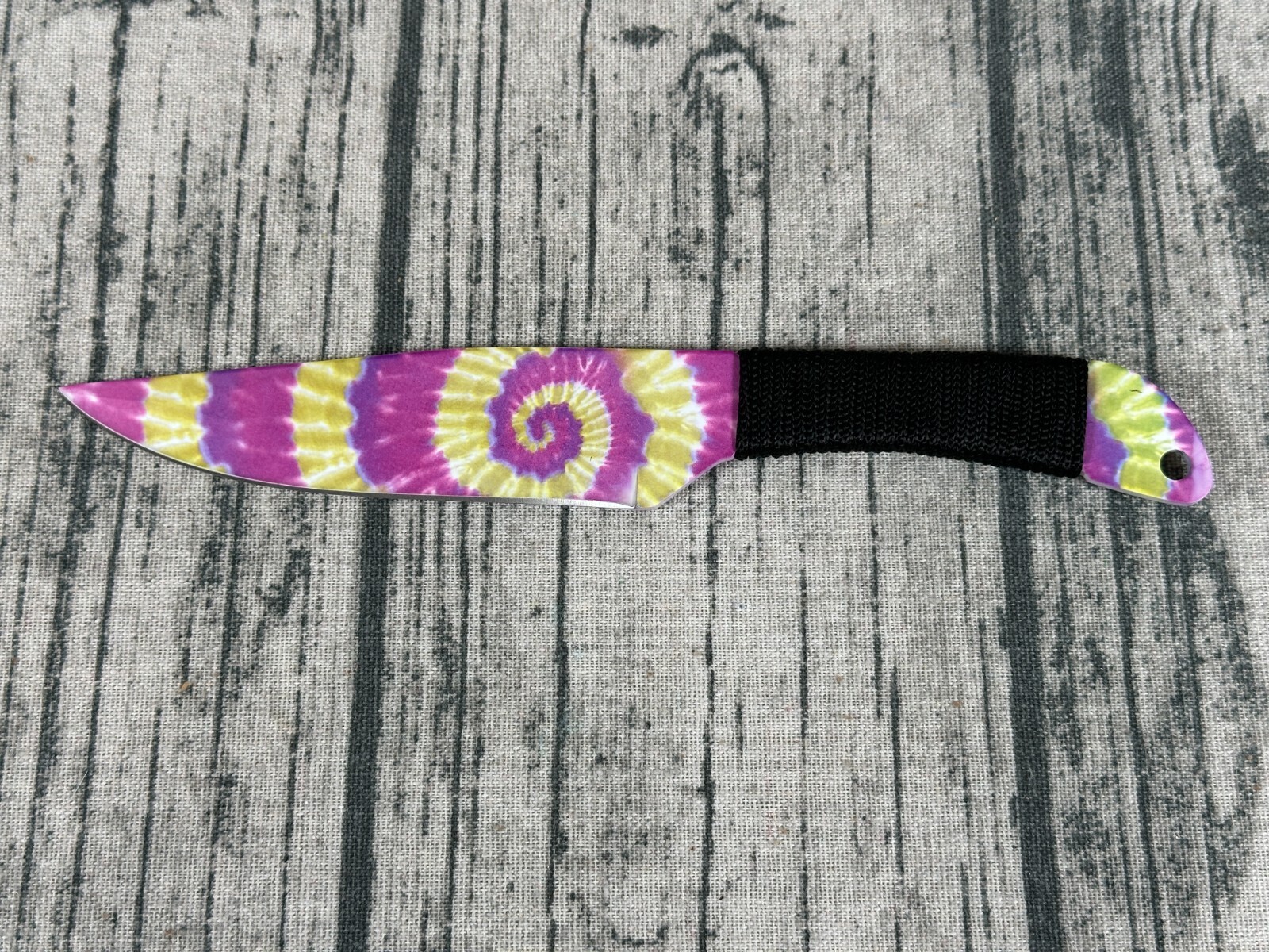 Trippie Hippie Throwing Knife by Wild Boar