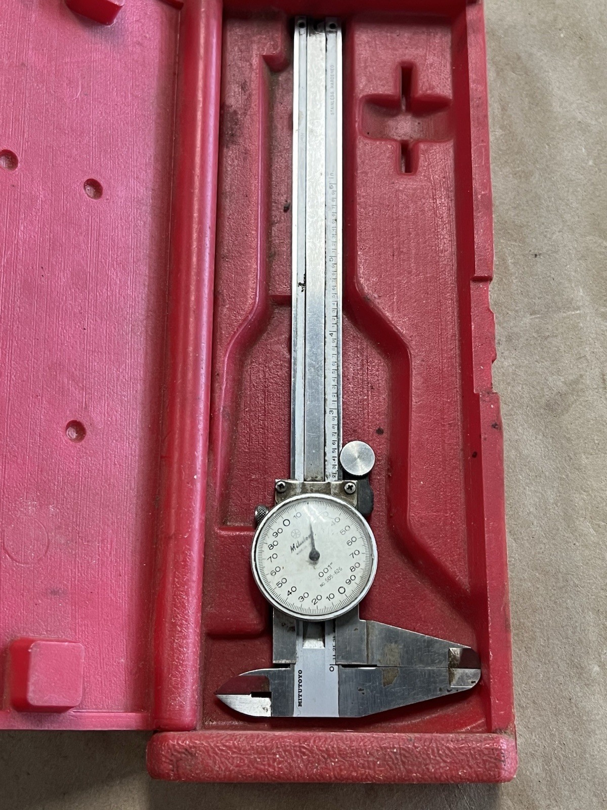 Vintage Mituyoto 505-637-50 Dial Caliper 6” w/Original Case /cb