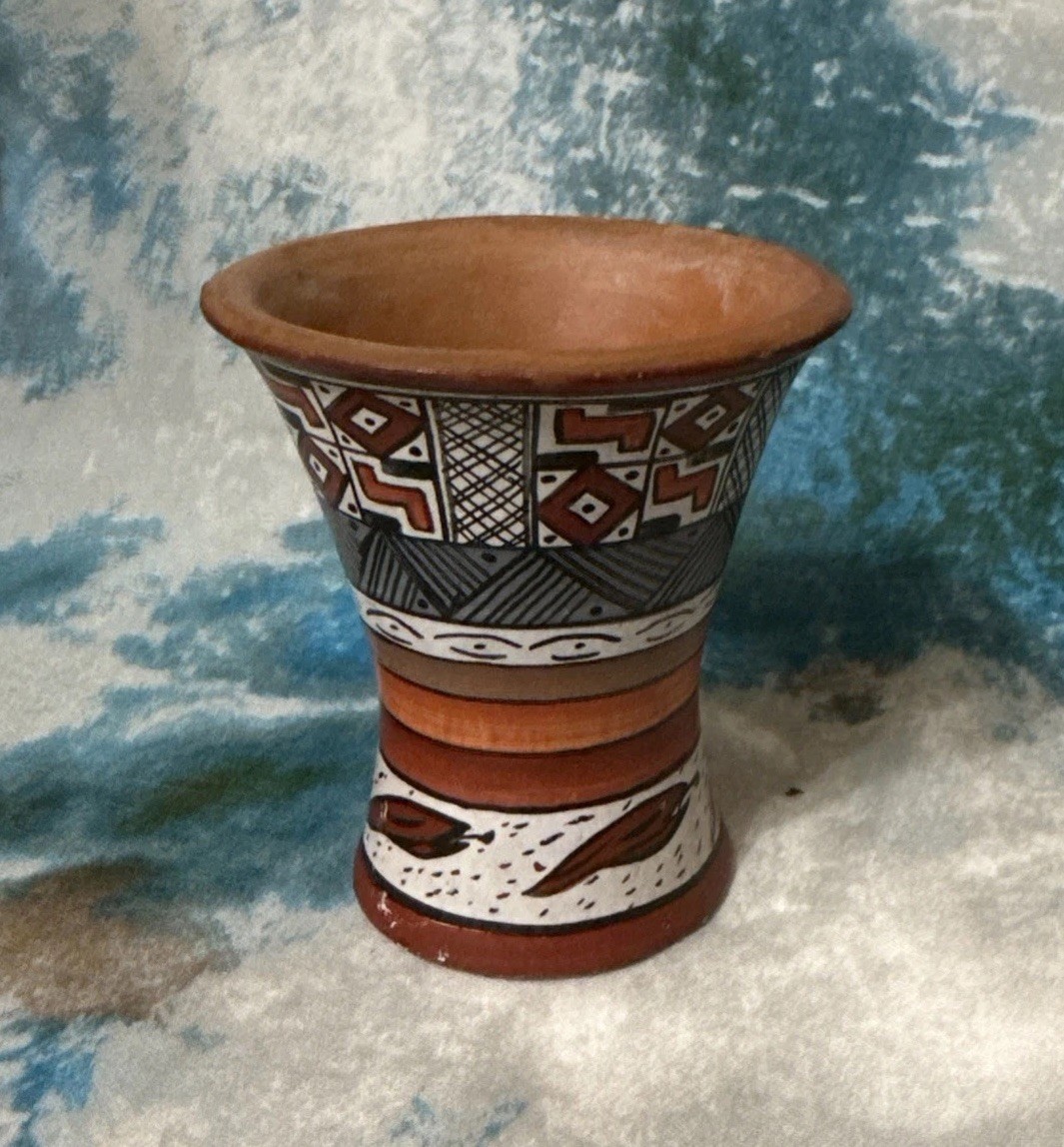 Cusco Peru Art Pottery Hand Painted Patterned Vase Small 3.5" Vintage Decor