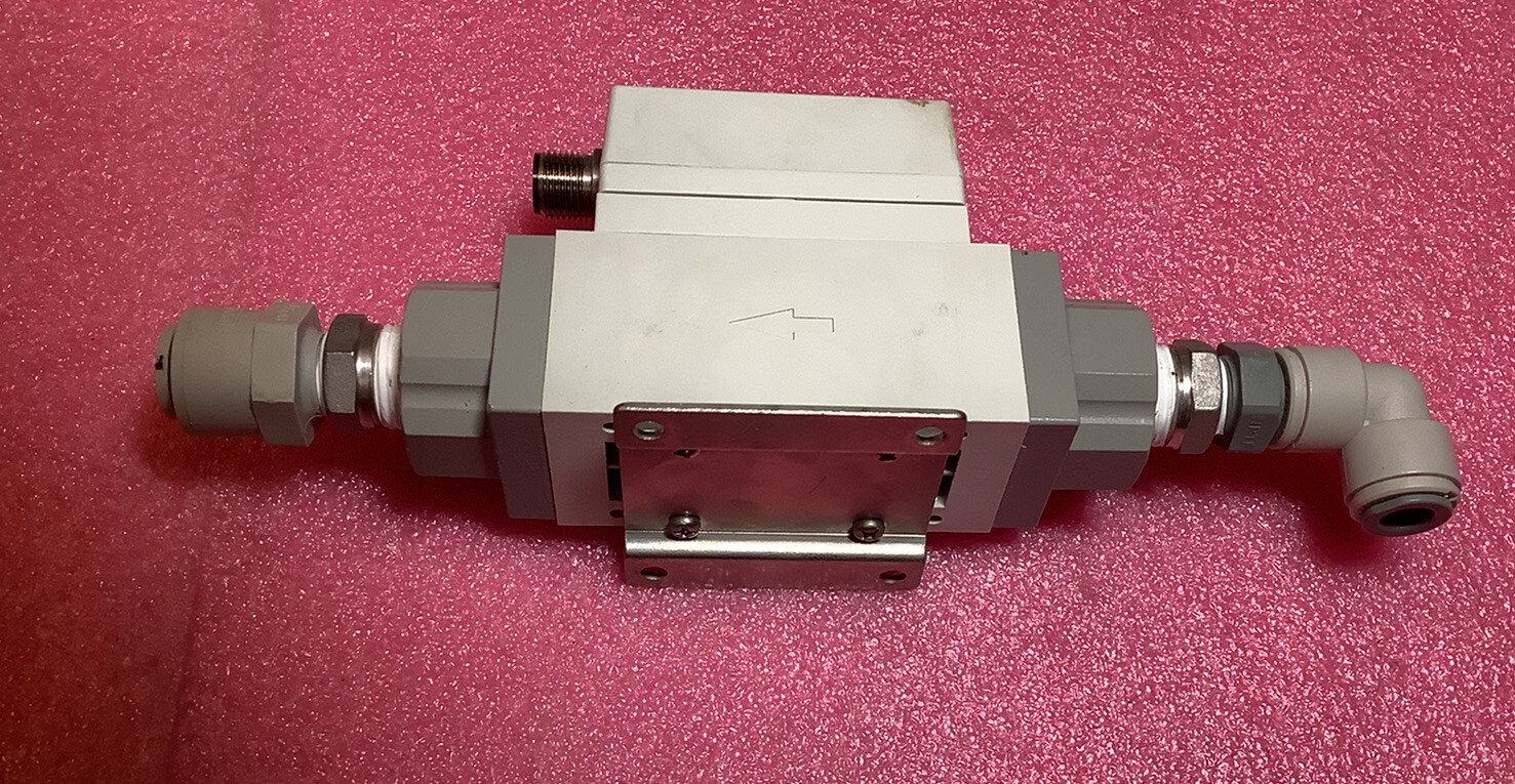 SMC PF2A721-N03-67 Digital Flow Switch