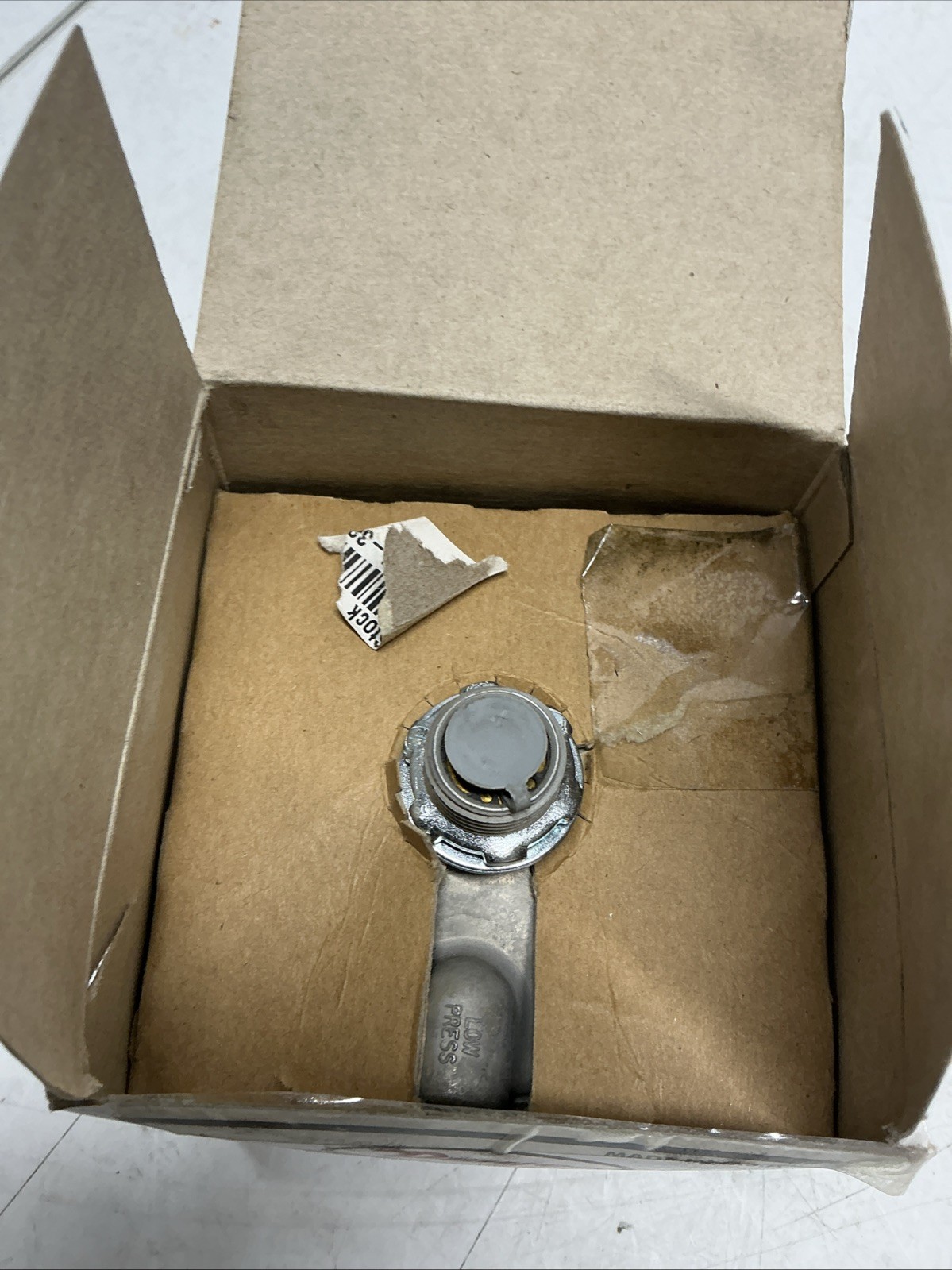 Dwyer 1823-0 Pressure Switch Y-623