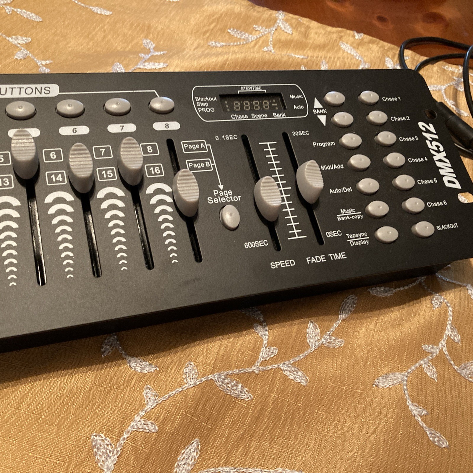 192 Channel DMX512 Controller Professional Lighting Console