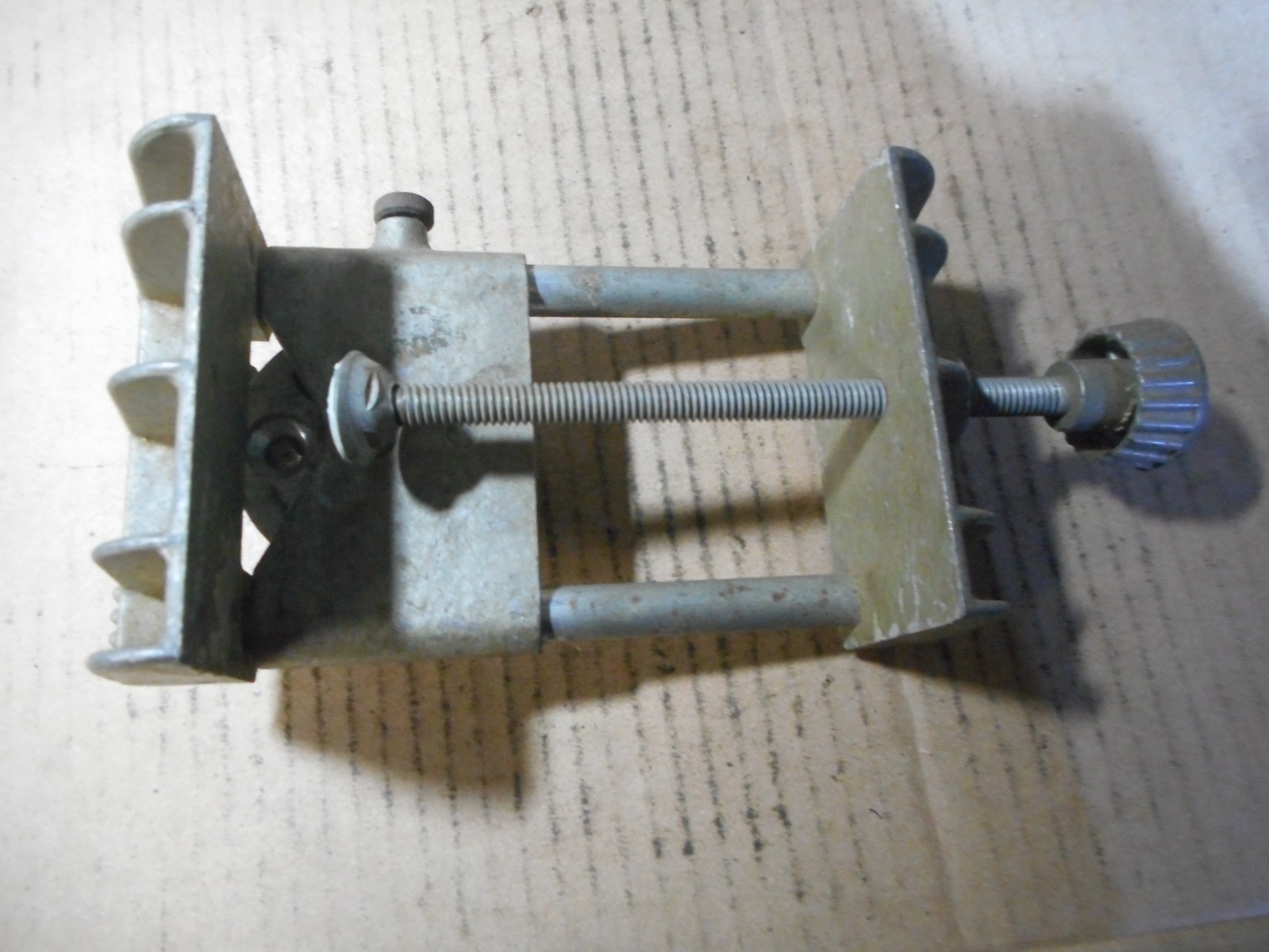 Craftsman 9-4186 doweling jig