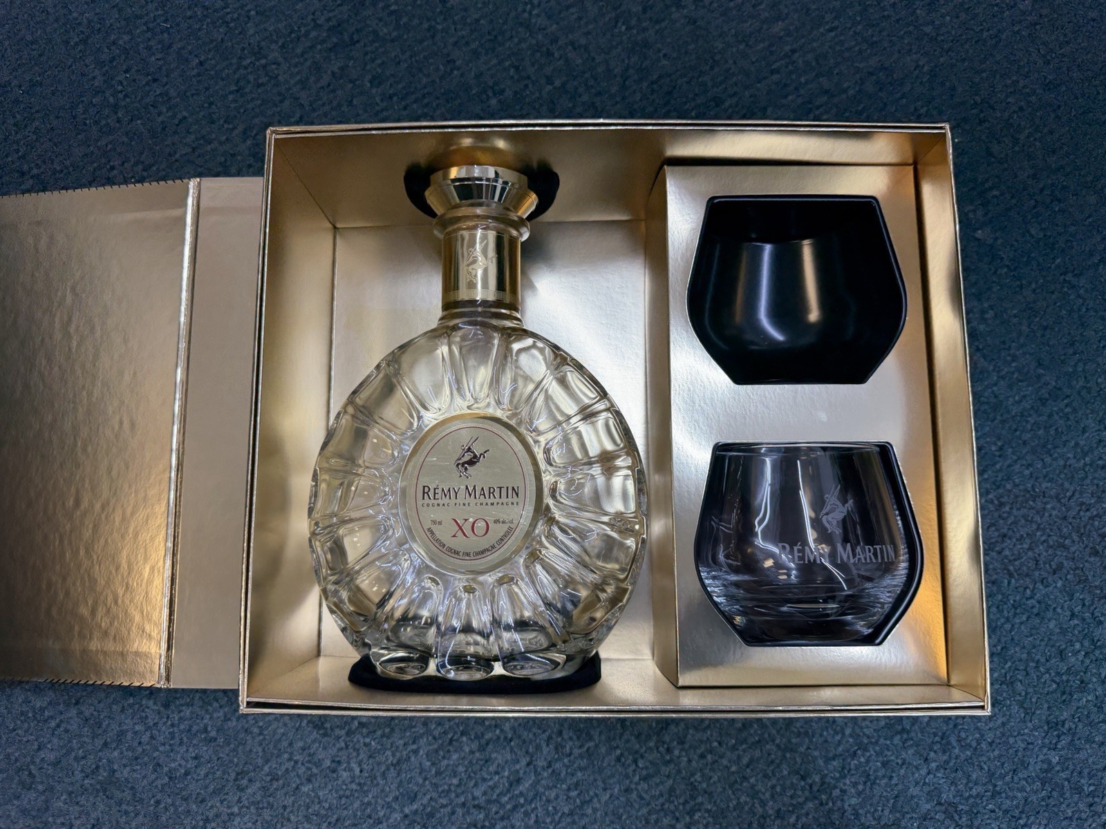 Remy Martin Cognac Fine Champagne XO Limited Edition Bottle 1 Glass ONLY EMPTY
