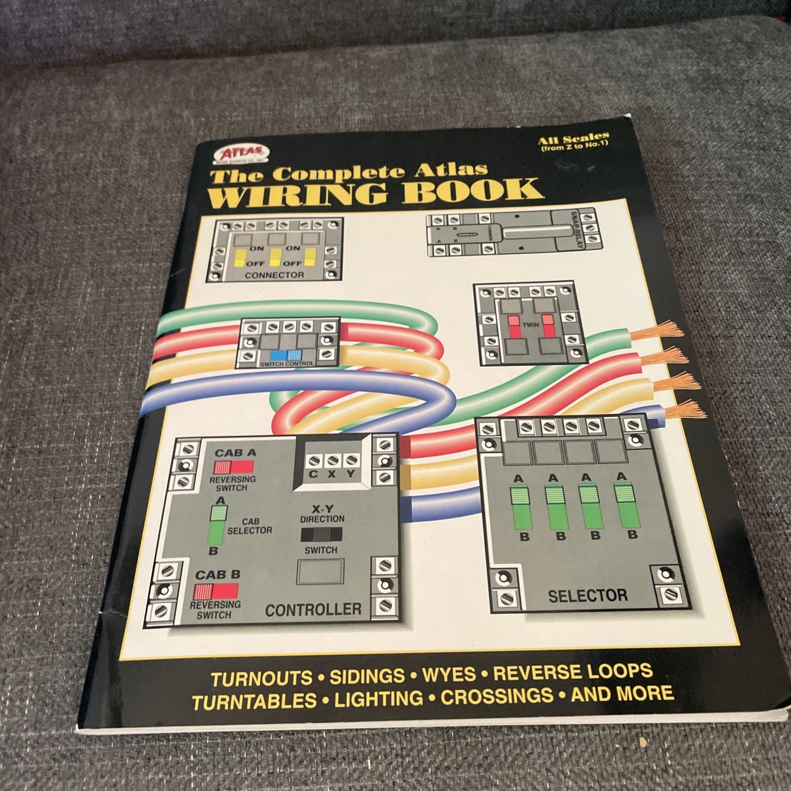 Atlas (1992) The Complete Atlas Wiring Book - All Scales (from Z to No.1)
