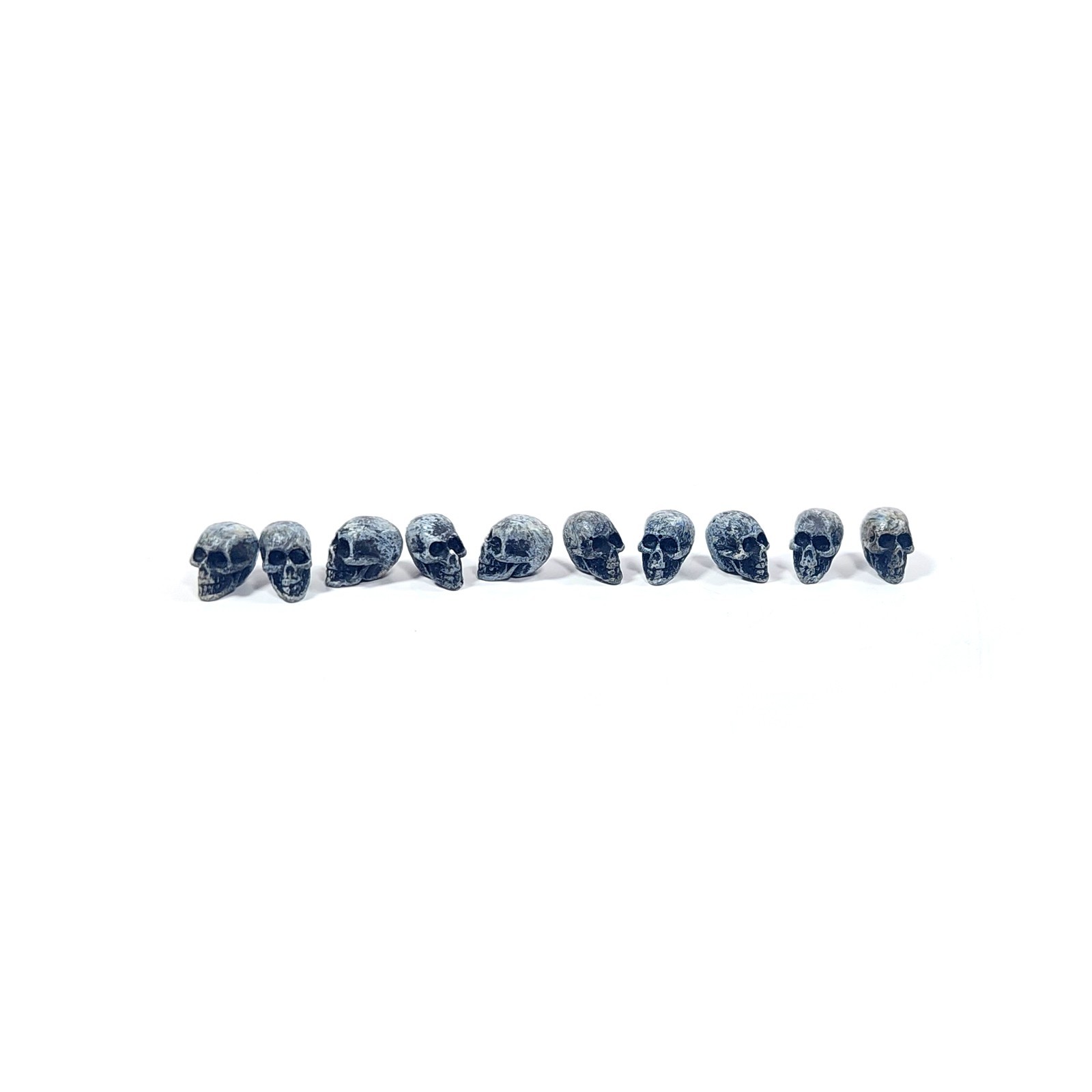 Miniature Skulls x10 / Warhammer / DND / RPG Gaming Accessories / Terrain Bits