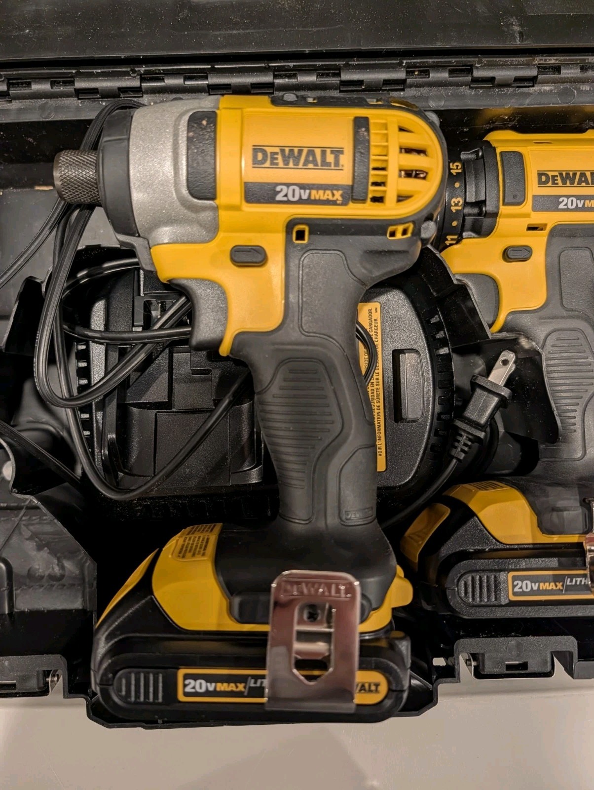 DEWALT DCK280C2 2-Tool 20-Volt Max Power Tool Combo Kit 2-Batteries Charger Case