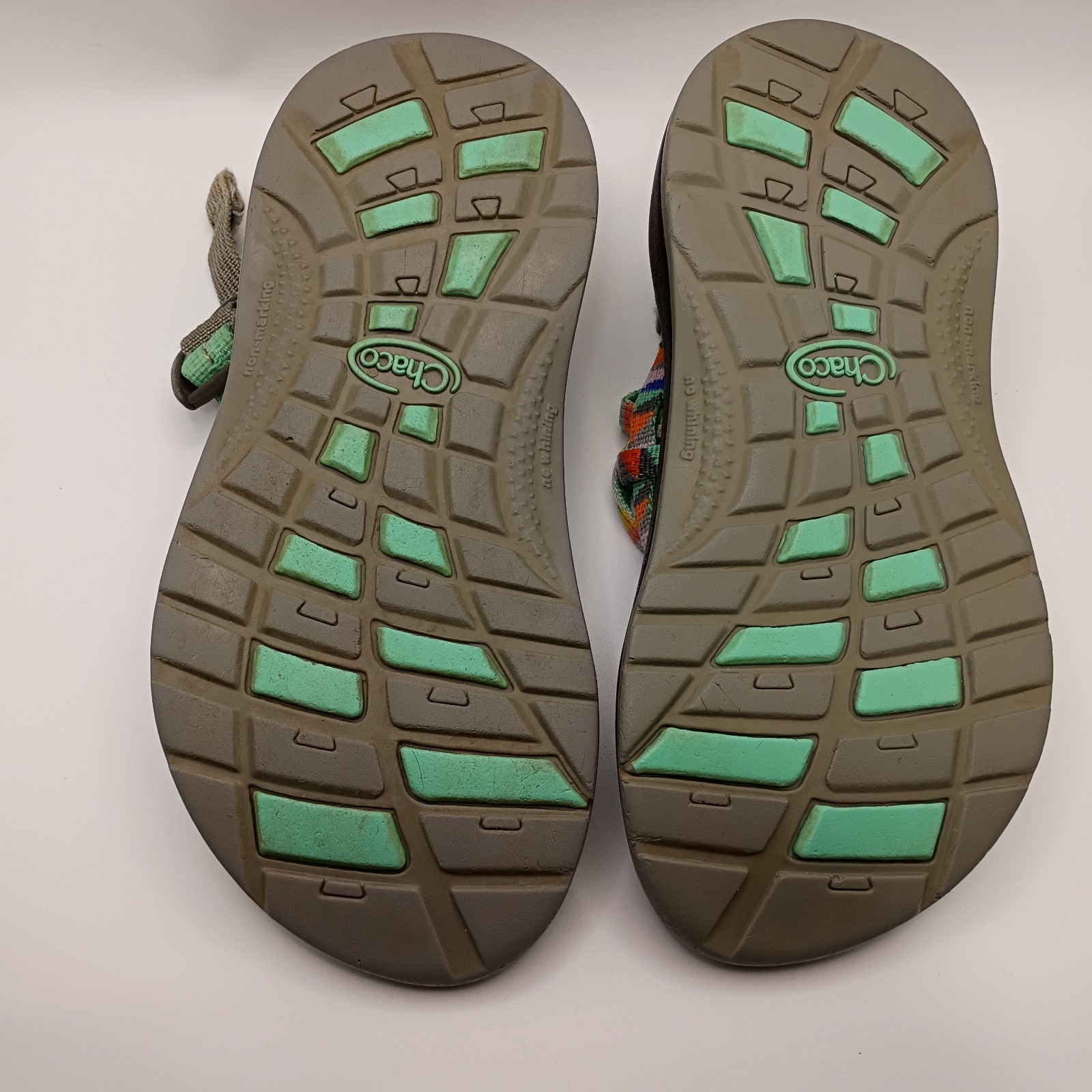 Chaco Classic Cloud ZX2 Sandals Girls 3 Hiking Sport Outdoor Multicolor
