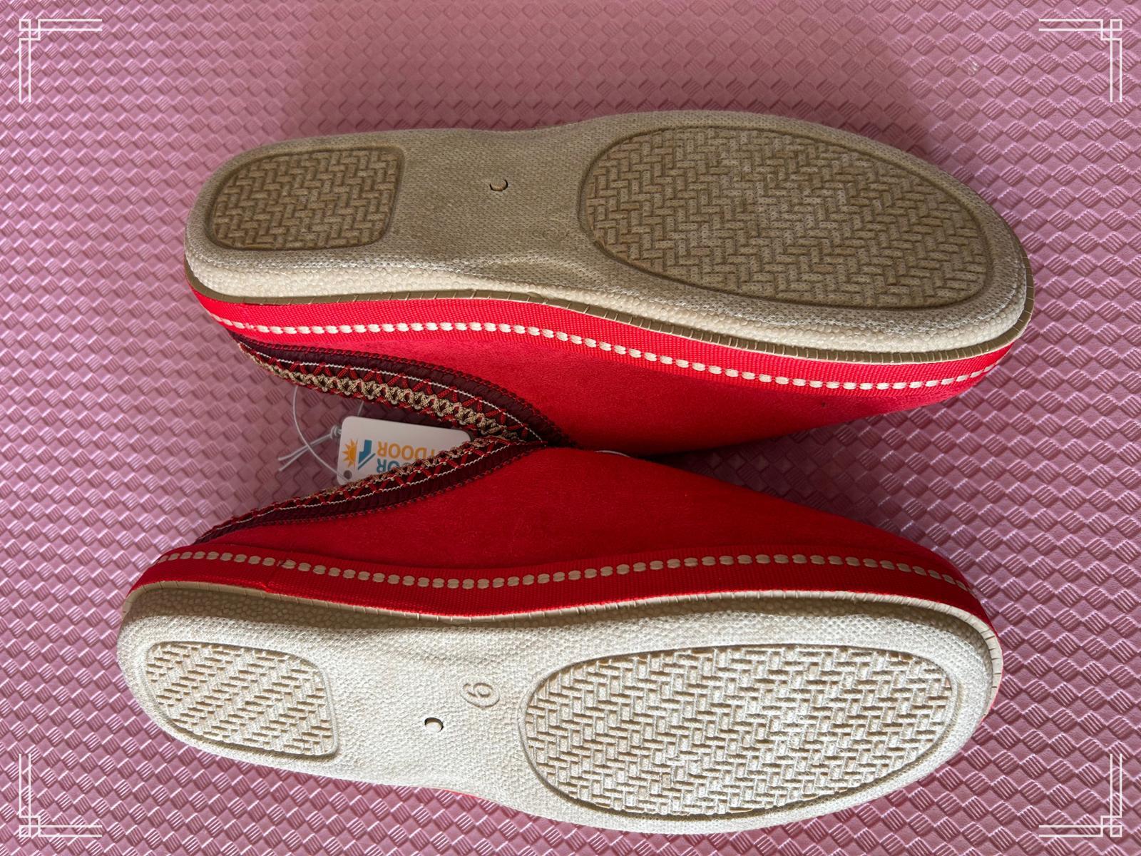 US Sports Red Faux Suede Fleece-Lined Slippers (Size 6)