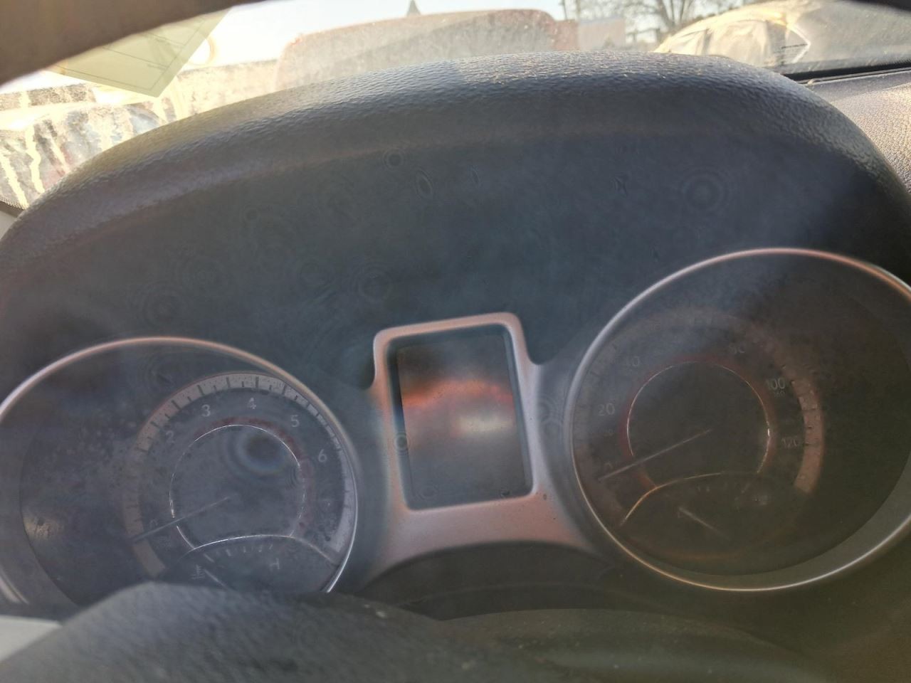 JOURNEY 2015 Glove Box 4837036