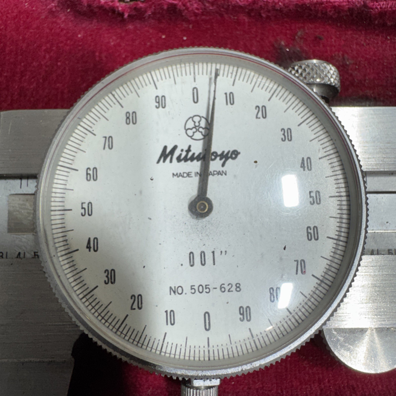 Mitutoyo dial caliper 12inch 505-628