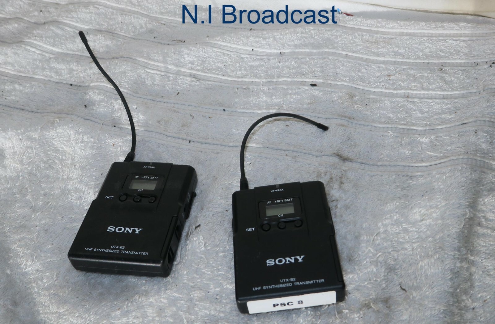 Sony  utx-b2  TX and 1x utx-h2 with RX URX-P2 belt back (ch 42-45) with cable  i