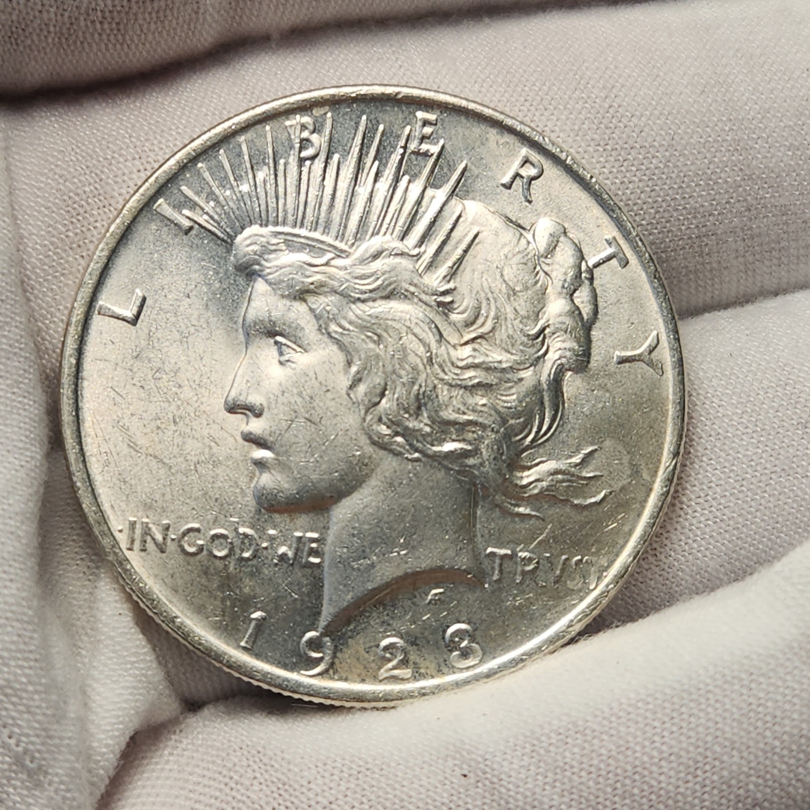 1923 P Peace Silver Dollar $1 US Coin Choice BU Uncirculated P23Db1