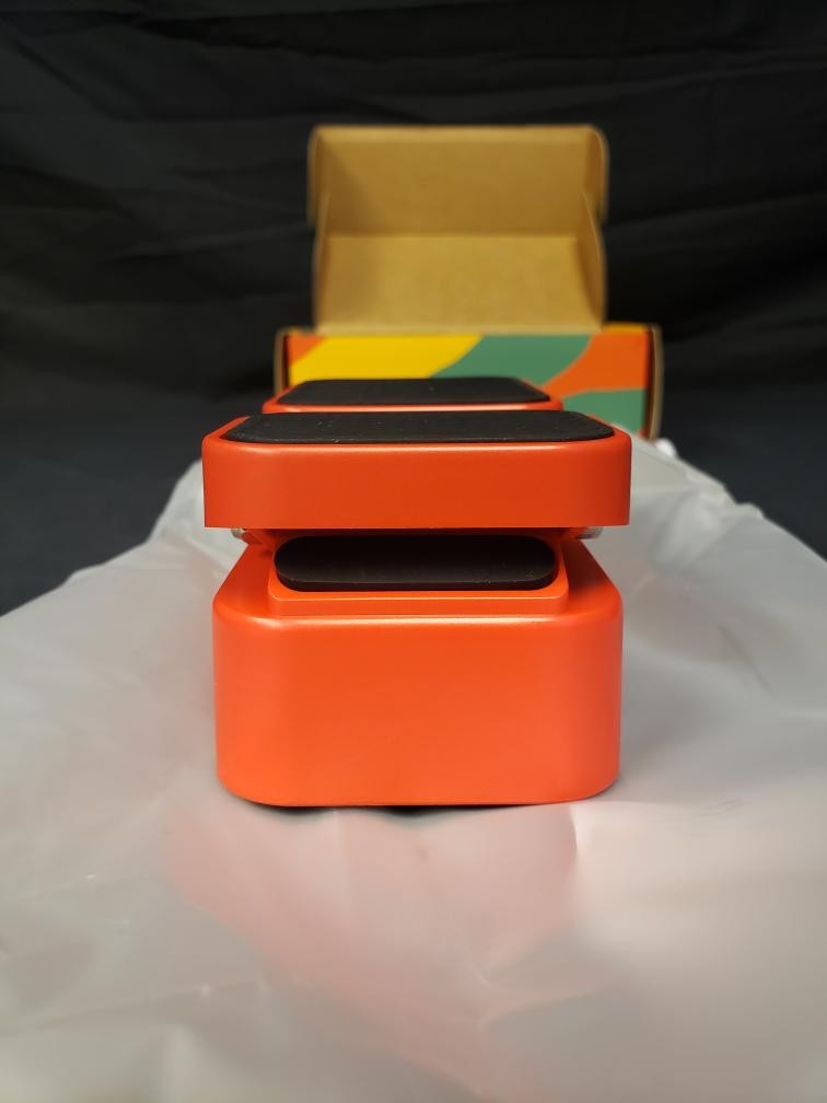 DONNER VOWEL VOLUME & WAH PEDAL (B26004415)