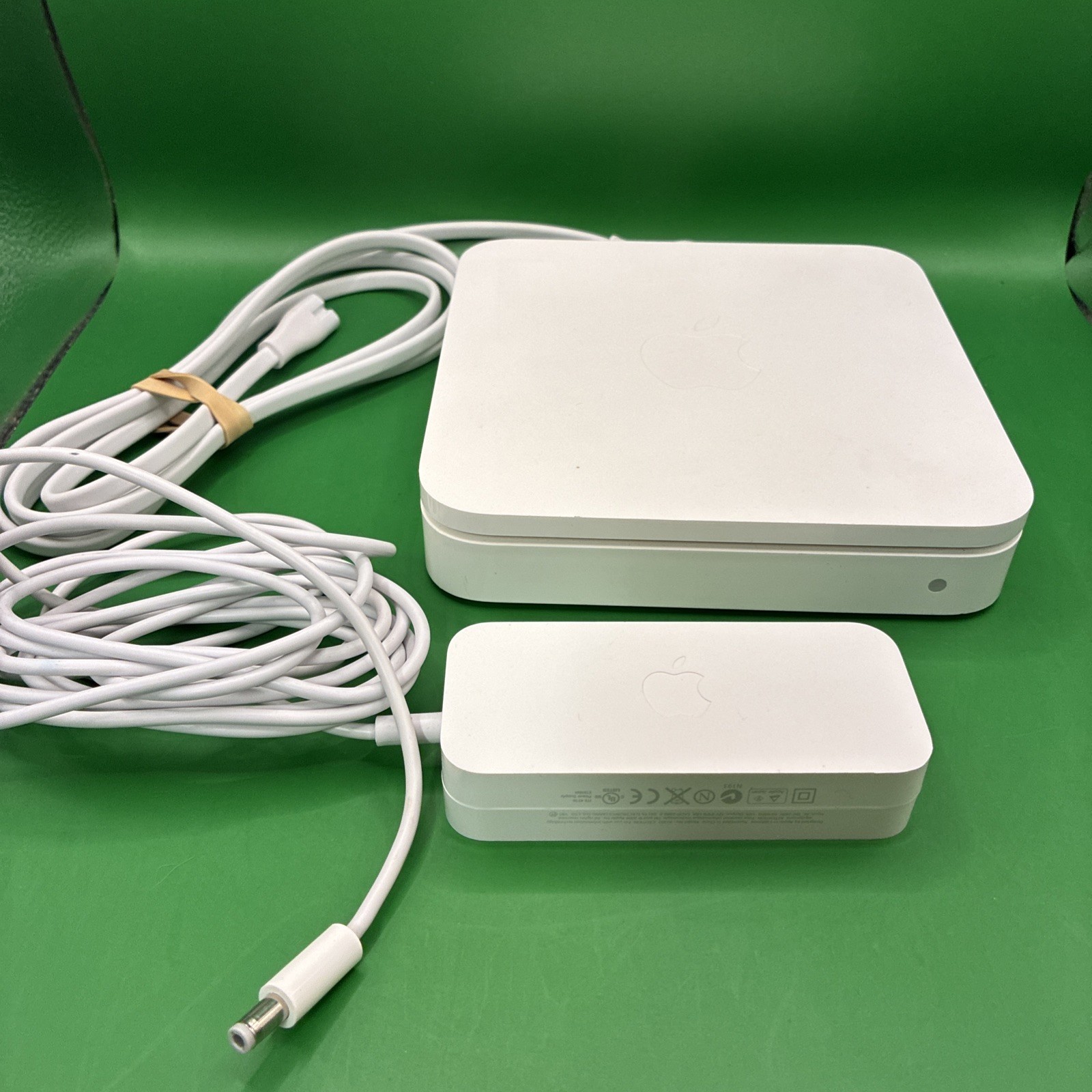 Apple A1408 AirPort Extreme 5th Gen Wireless Base Station WiFi Router Tested
