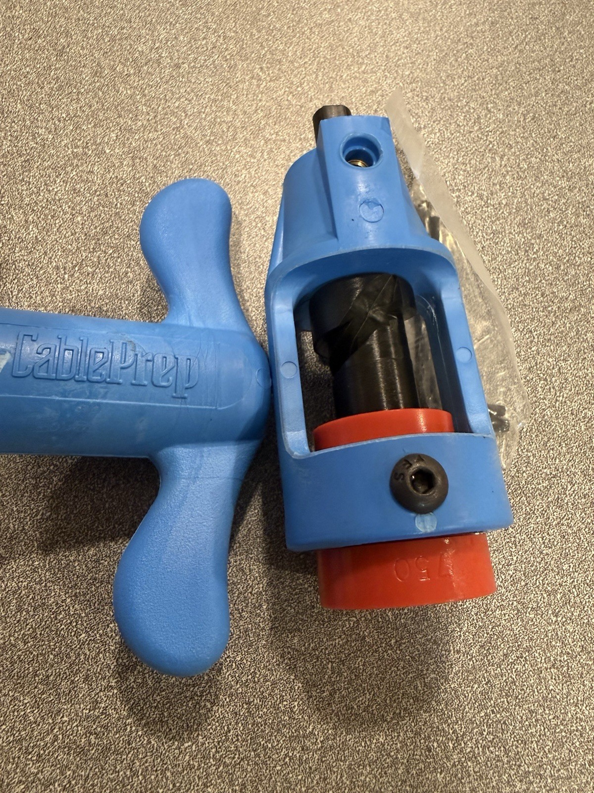 Cable Prep SCT 750 Strip Coring Tool