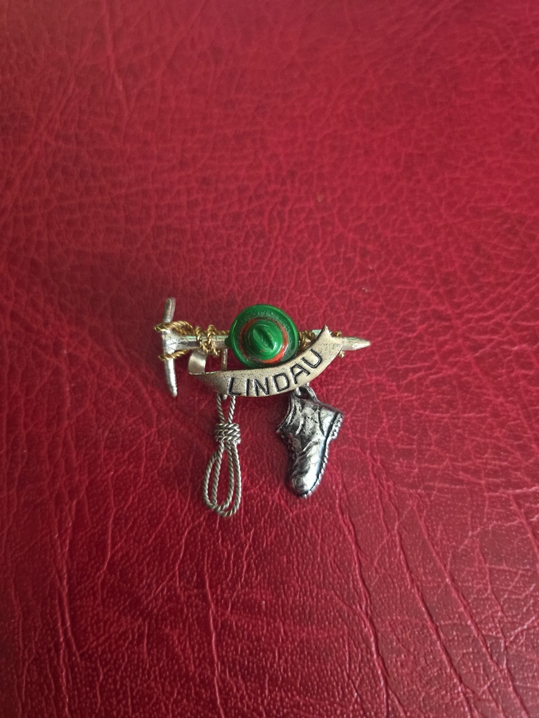 Vintage Pin Souvenir Walking Pin Brooch Lindau
