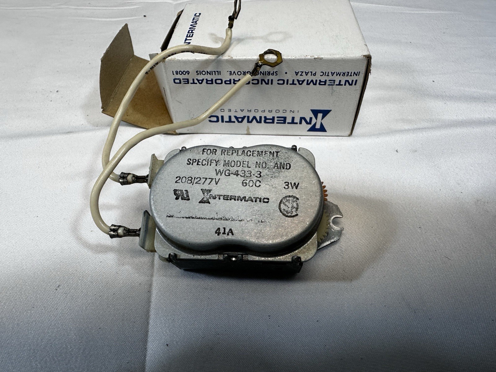 INTERMATIC WG-433-3 / WG4333 New With Box