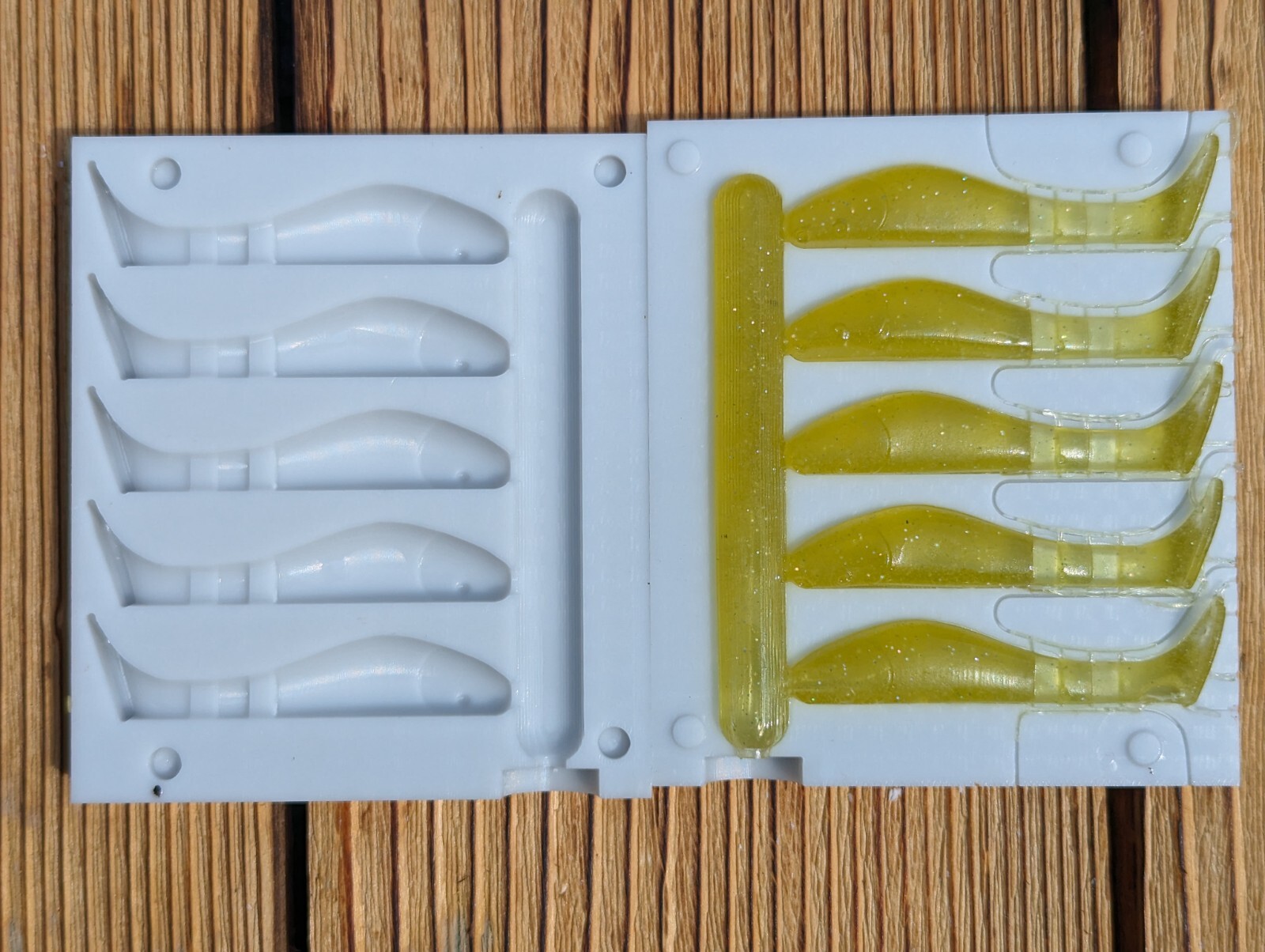Relax Relax Kopyto Fishing Mold DIY Mould Lure Bait Soft 3.0inch 75mm 3.84