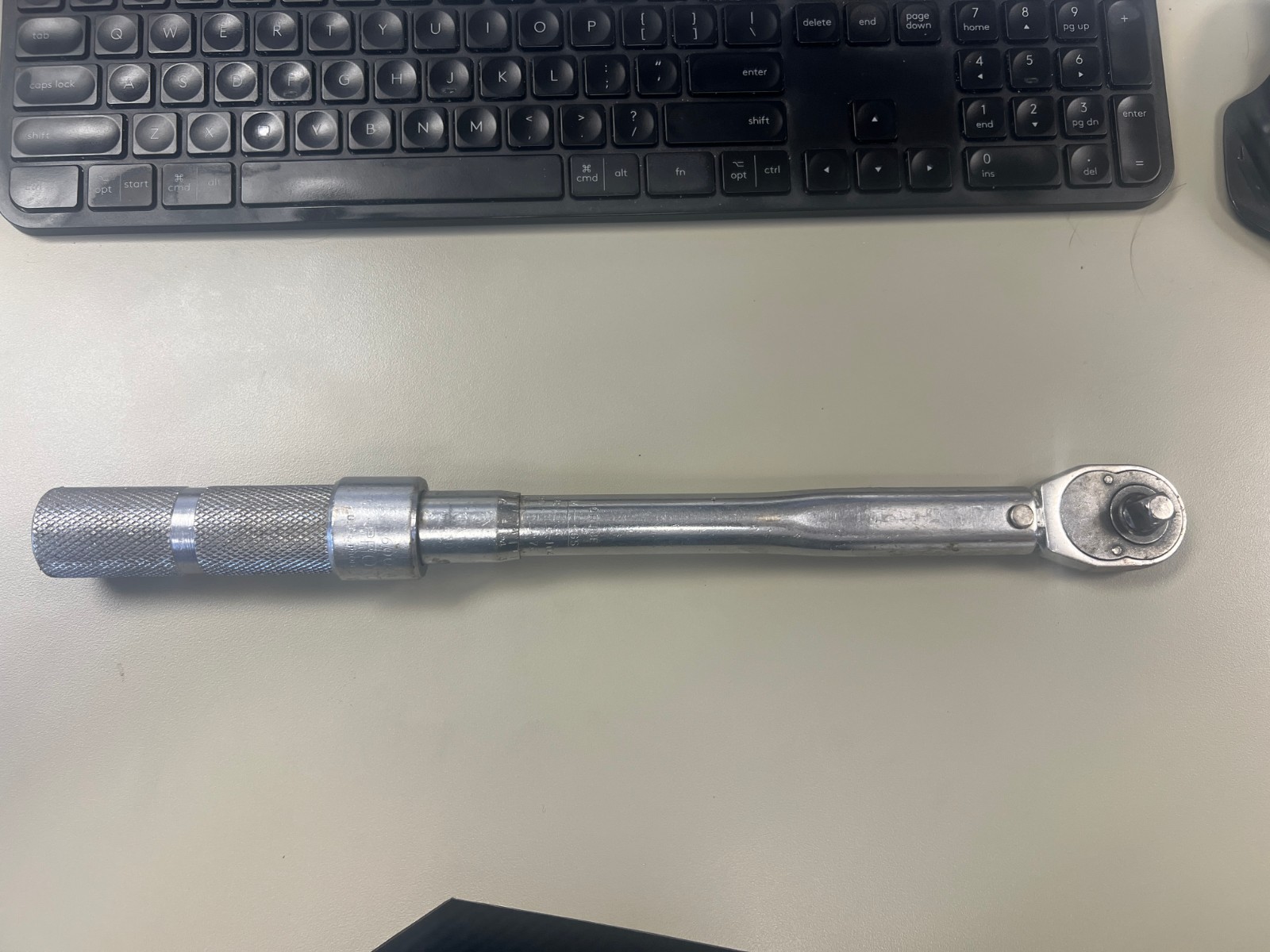 PROTO 6006 3/8" Drive Ratcheting Torque Wrench 20-100 Ft Lb Micrometer USA