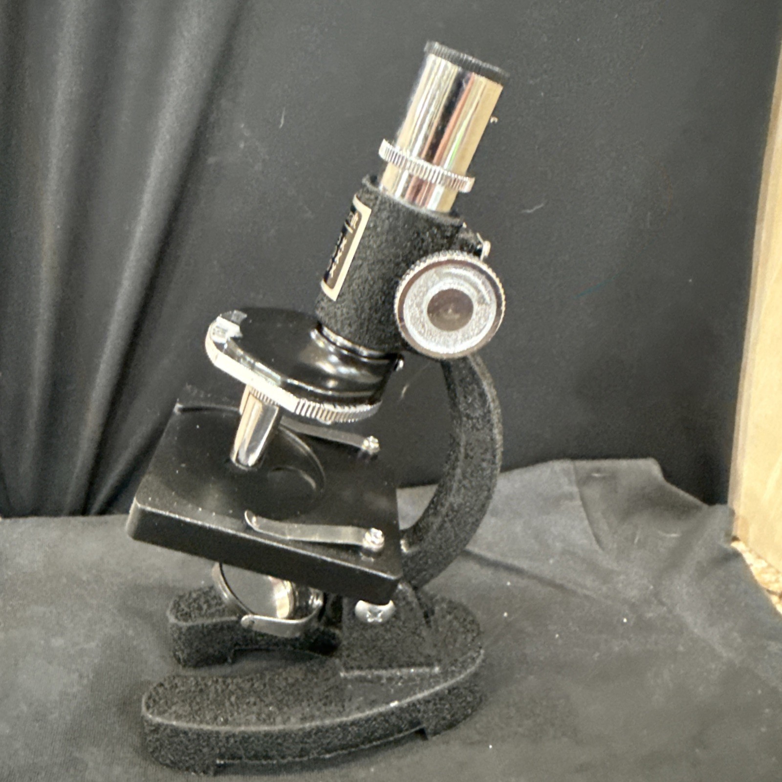 Vintage 1976 Opticraft 3 Turret Microscope And Laboratory Set