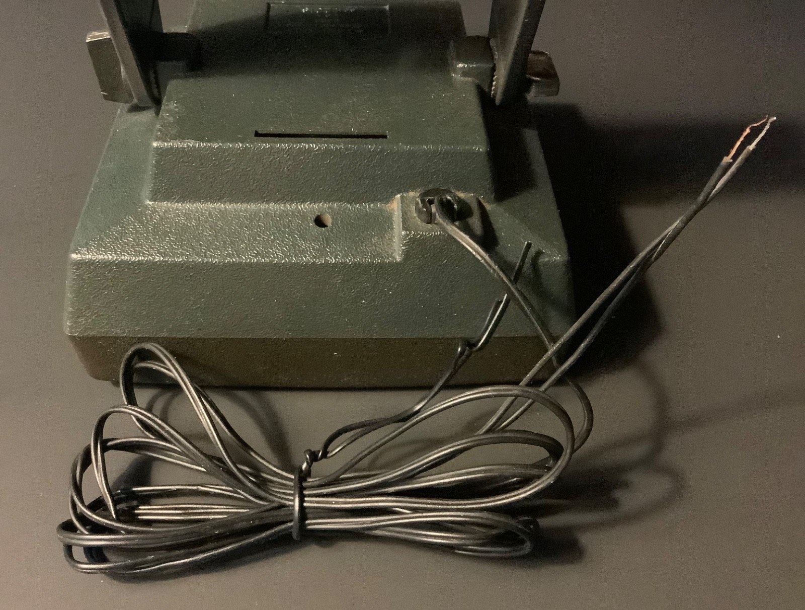 STANDARD COMMUNICATIONS CORP SC-U 201S Communication Speaker w/Mounting Bracket