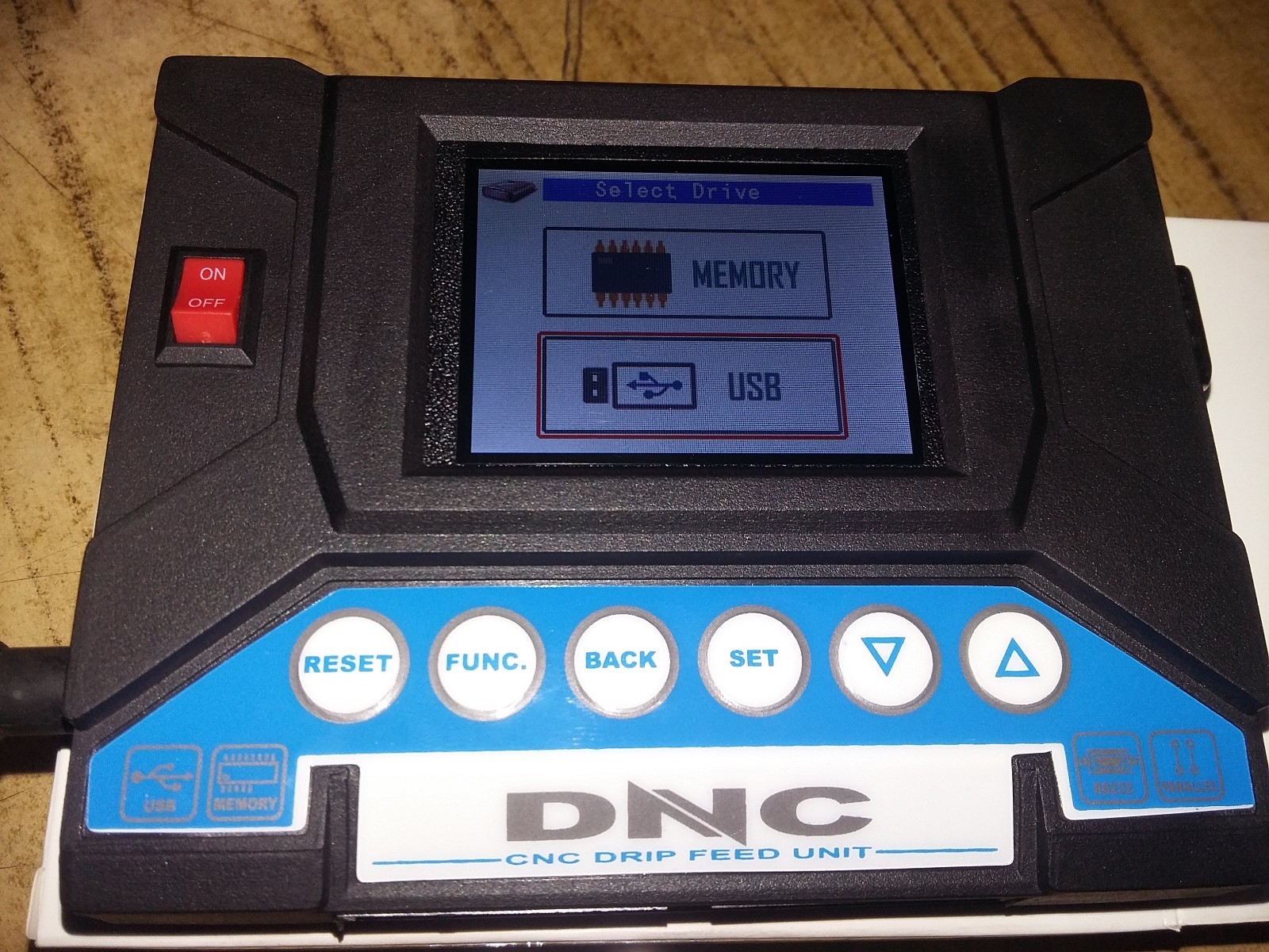 DNC-TITAN. RS 232 To USB Reader Drip Feeder.