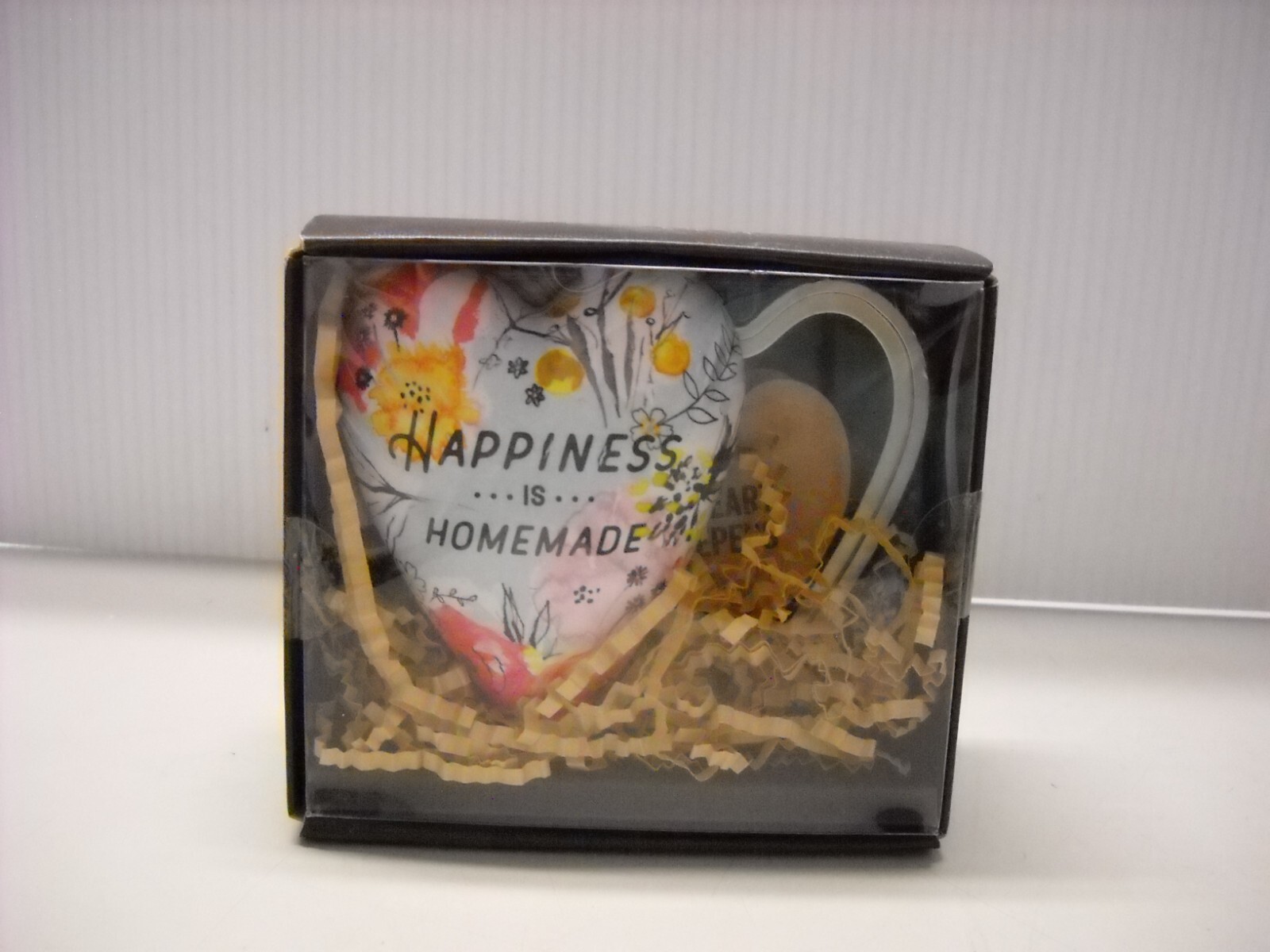 Demdaco Happiness is Homemade Art Heart Keeper Metal Heart Trinket Box