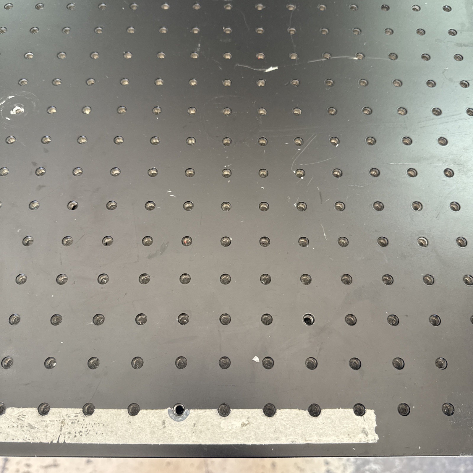 ThorLabs PBG12118 UltraLight Series II Breadboard 18" x 24" x 2.2", 1/4"-20 Taps