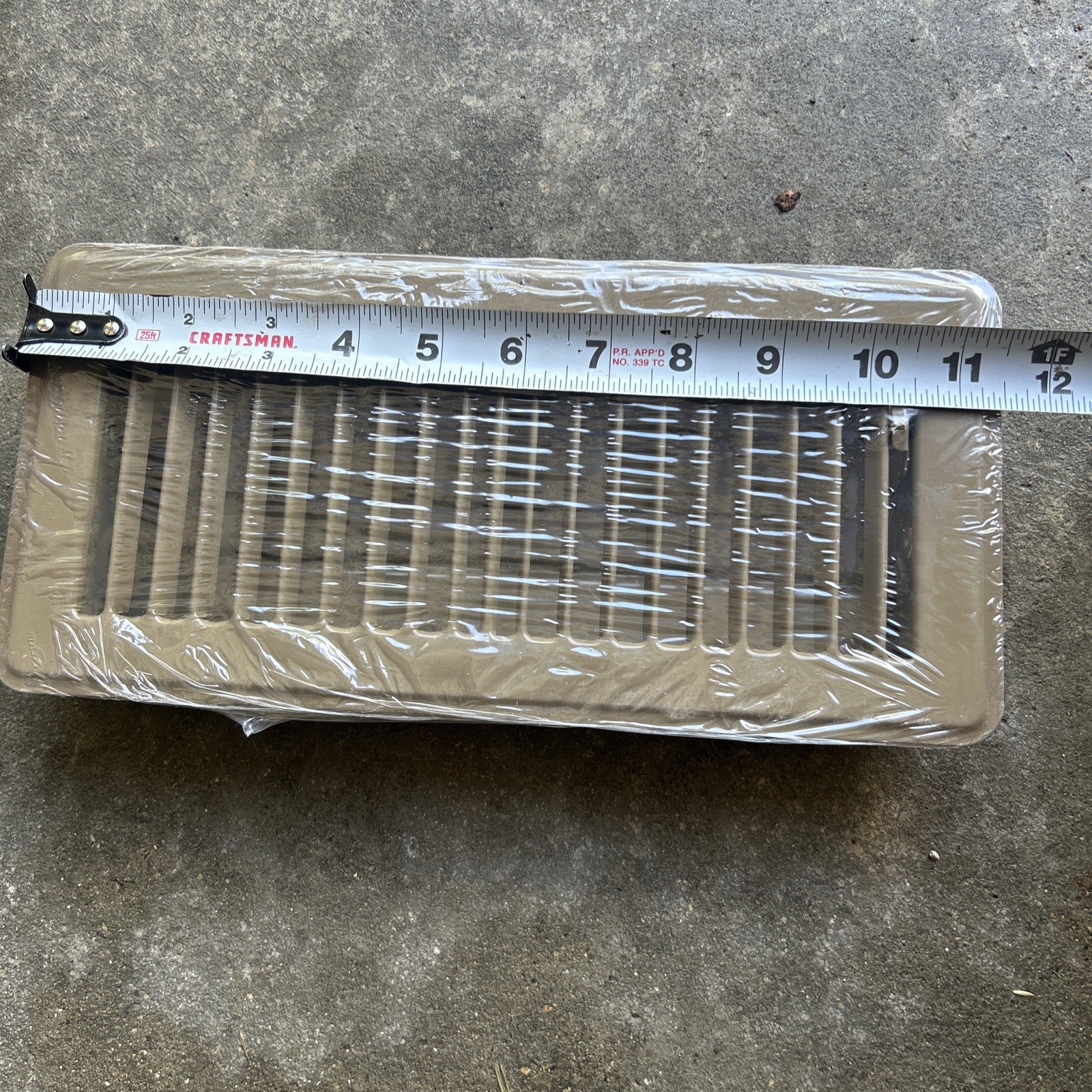 Hart & Cooley 421 4x10 GS HVAC Diffuser, 4" H x 10" W, 421 Steel Diffuser for Fl