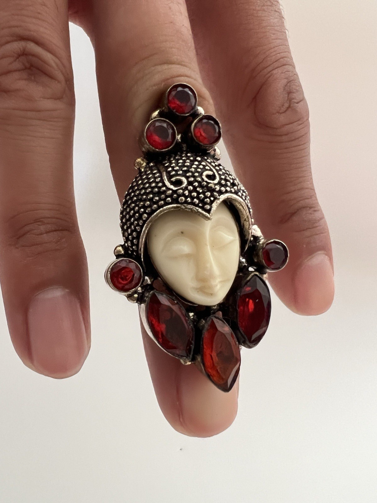 Gothic Goddess Ring. Carved Deity Red Rhinestone ornate headdress.Size 6.5